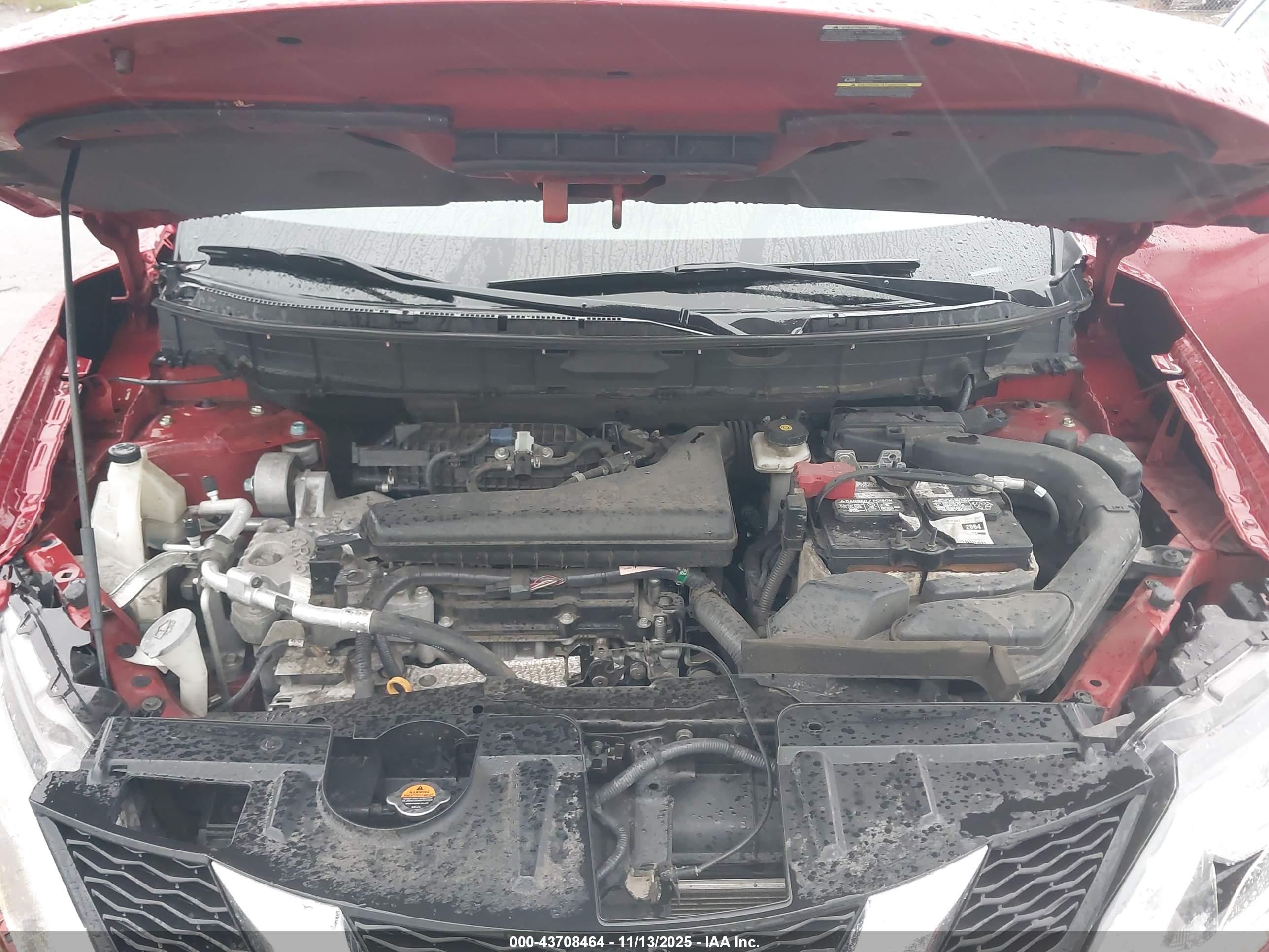 NISSAN ROGUE image 10
