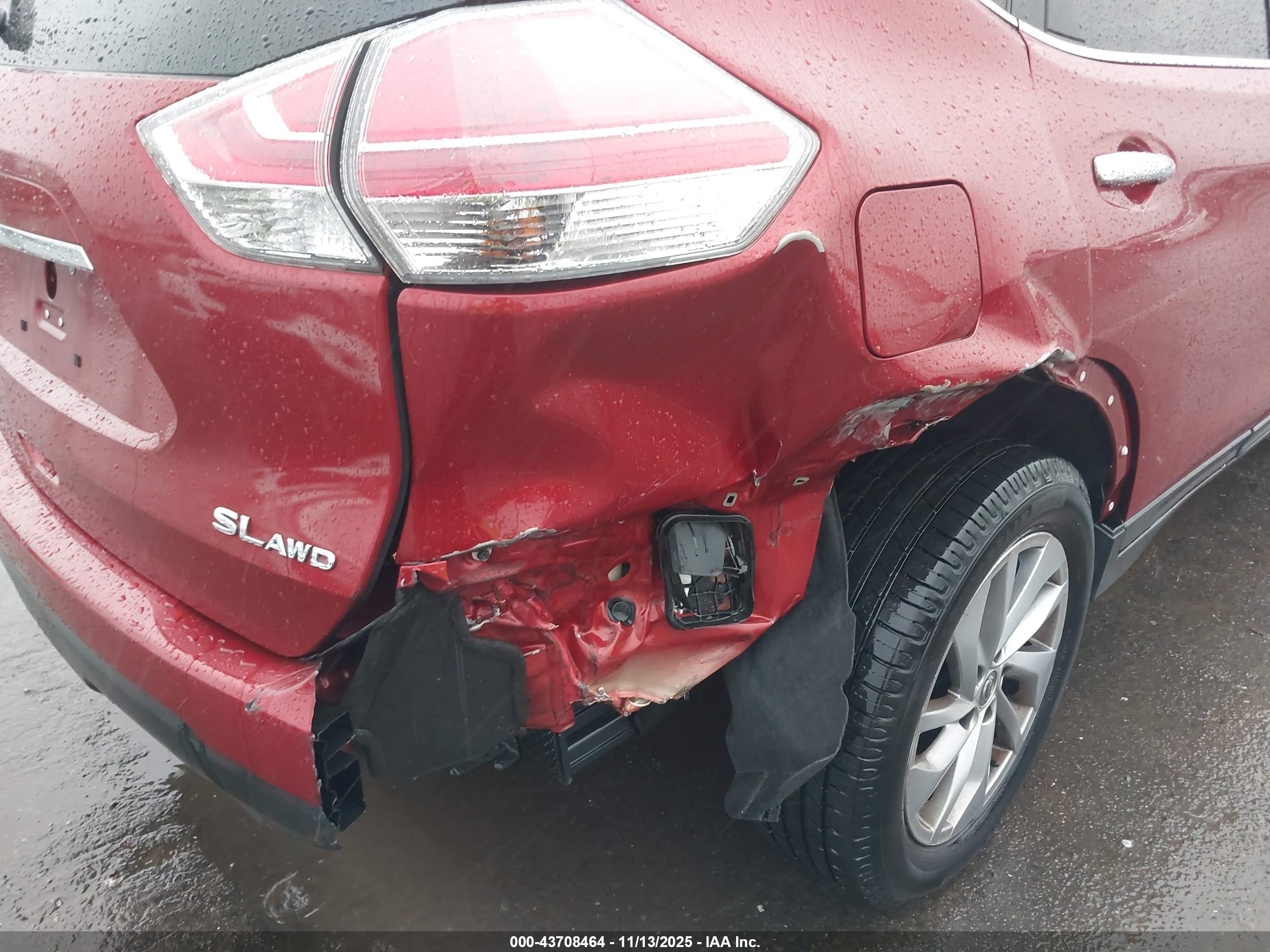 NISSAN ROGUE image 6