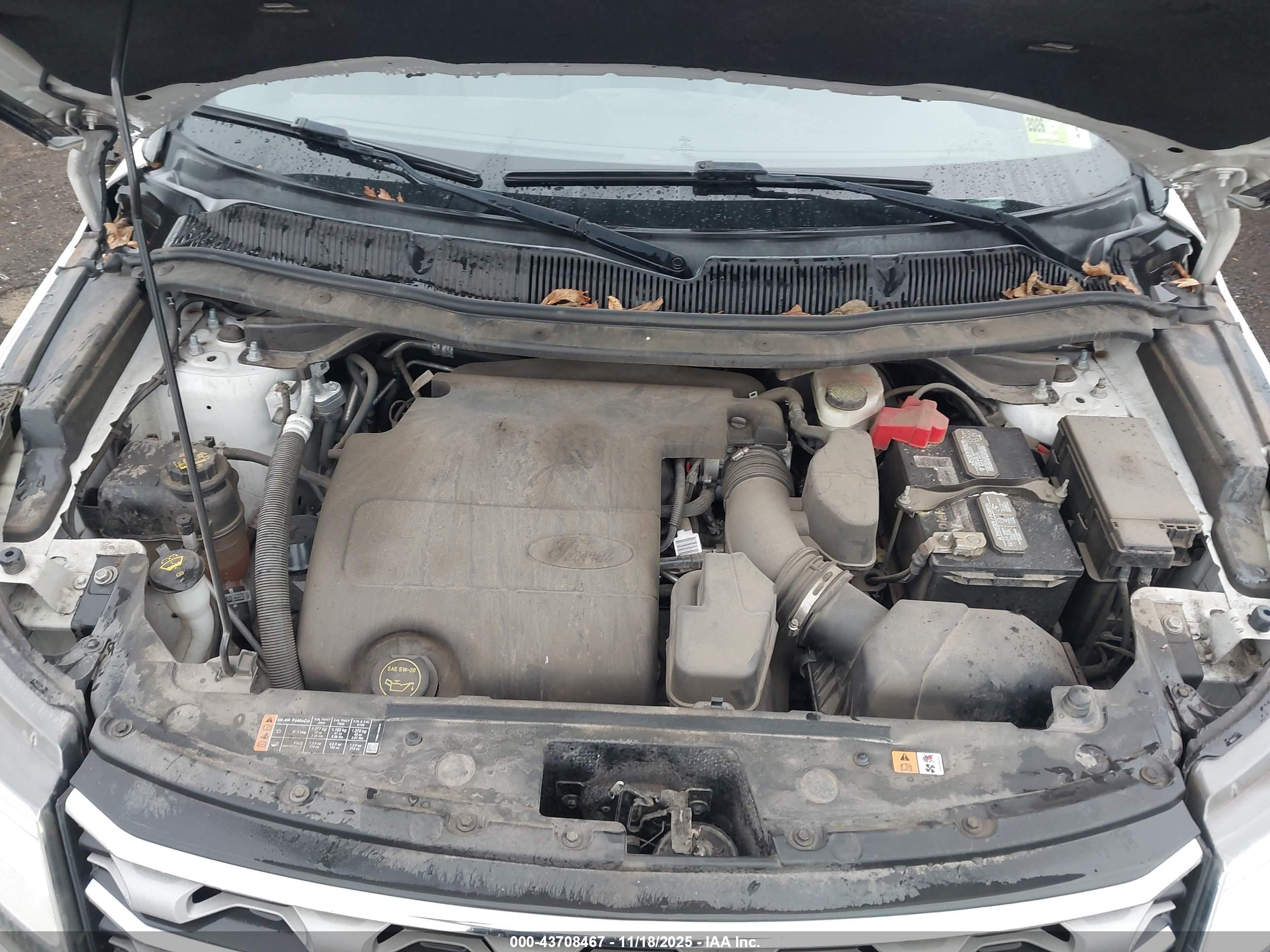 FORD EXPLORER image 10