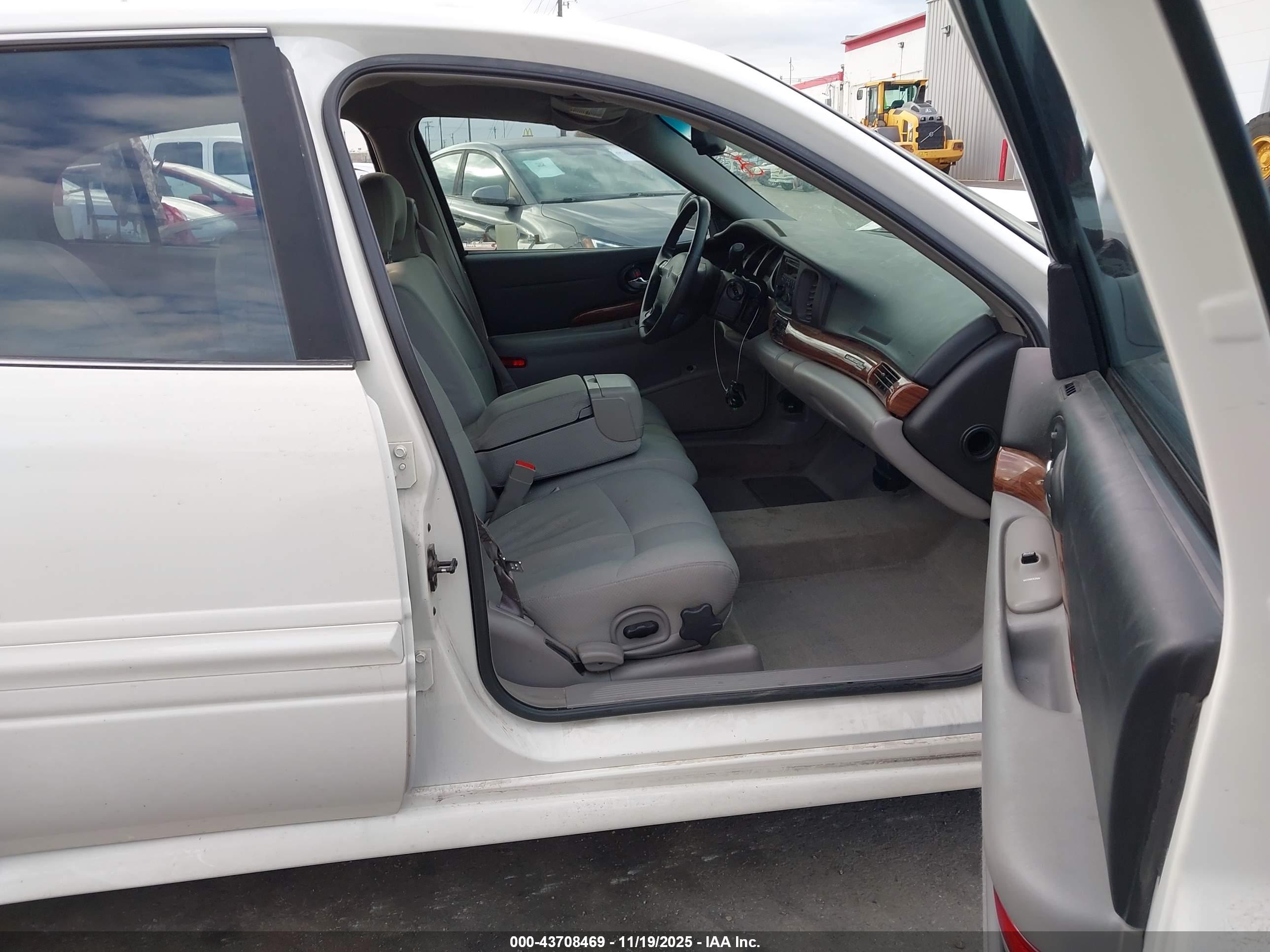 BUICK LESABRE image 5