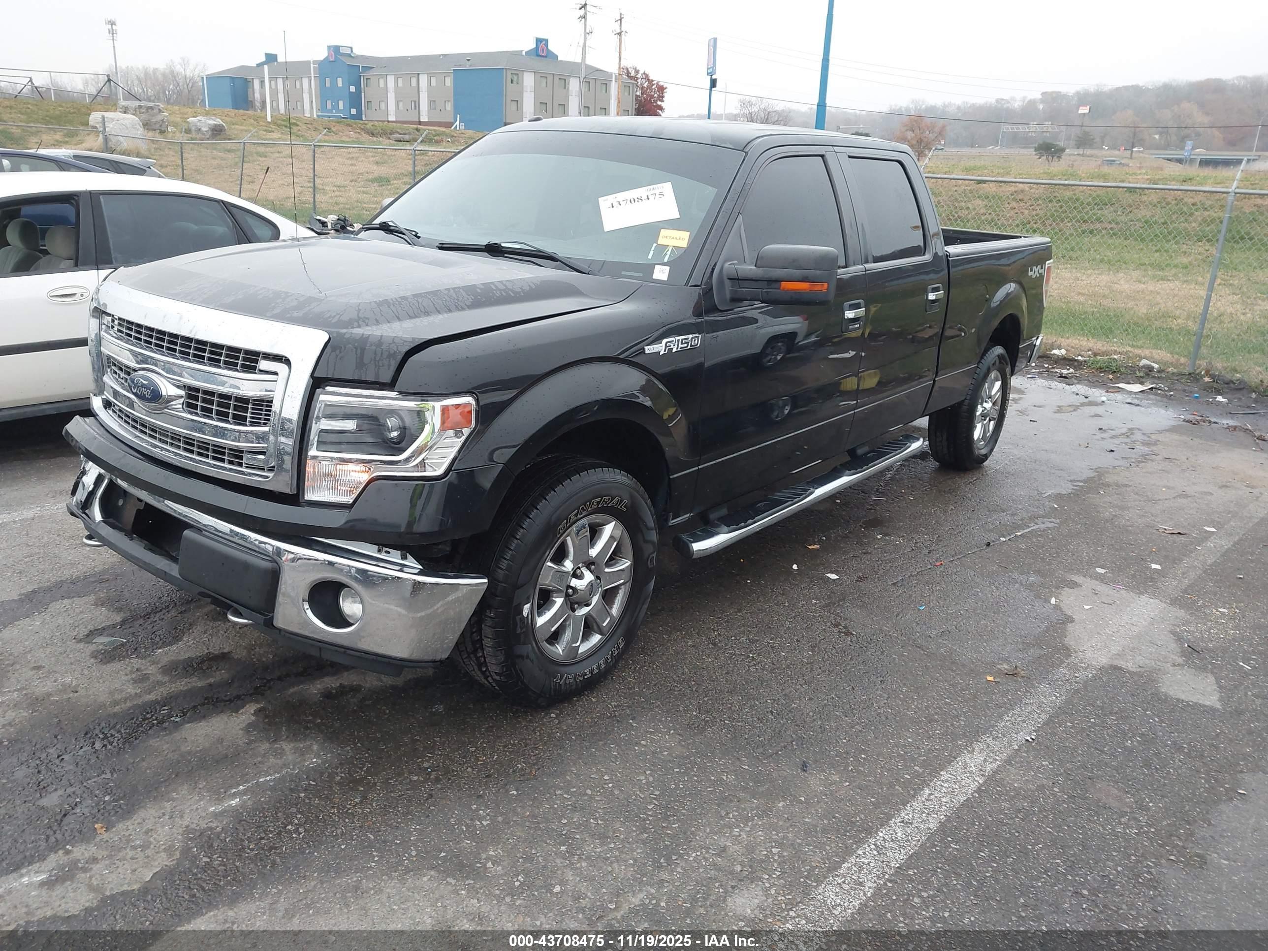FORD F-150 image 2