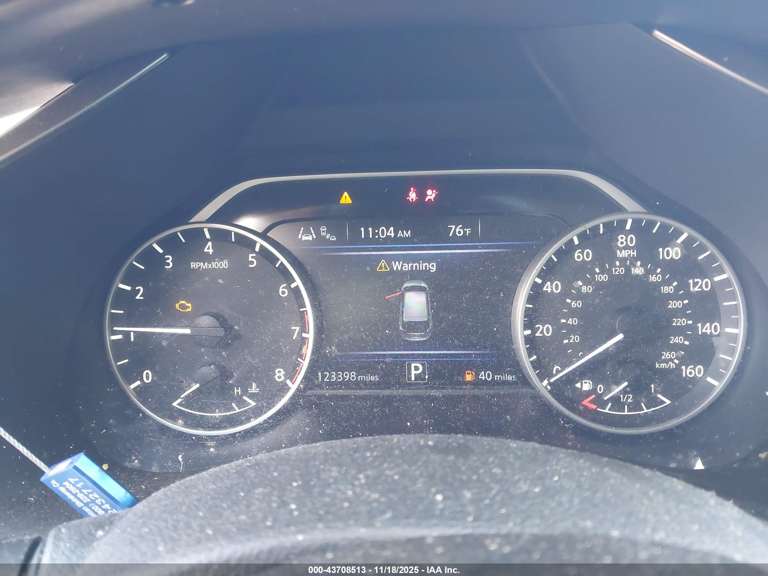 NISSAN MURANO image 7