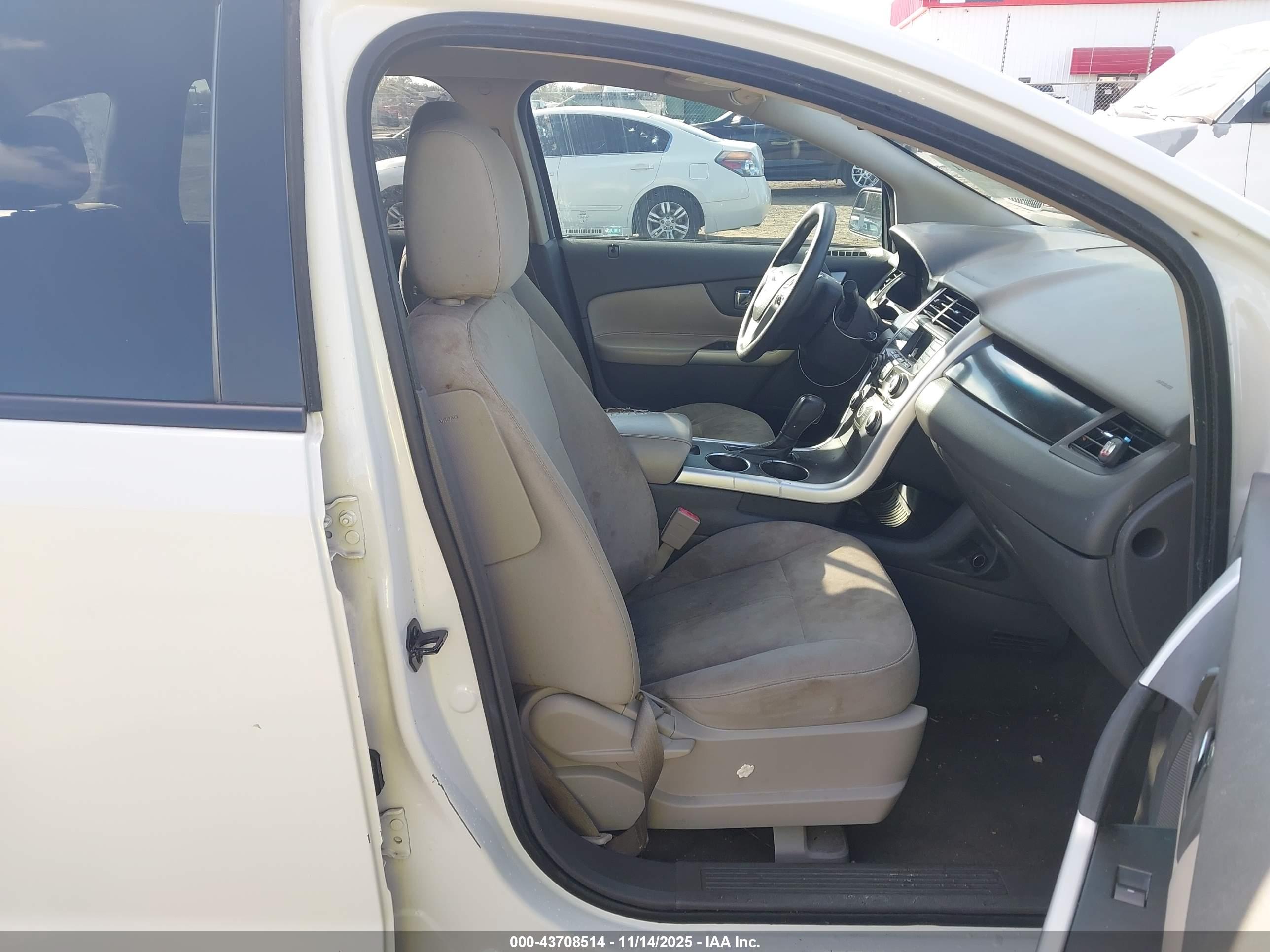 FORD EDGE image 5