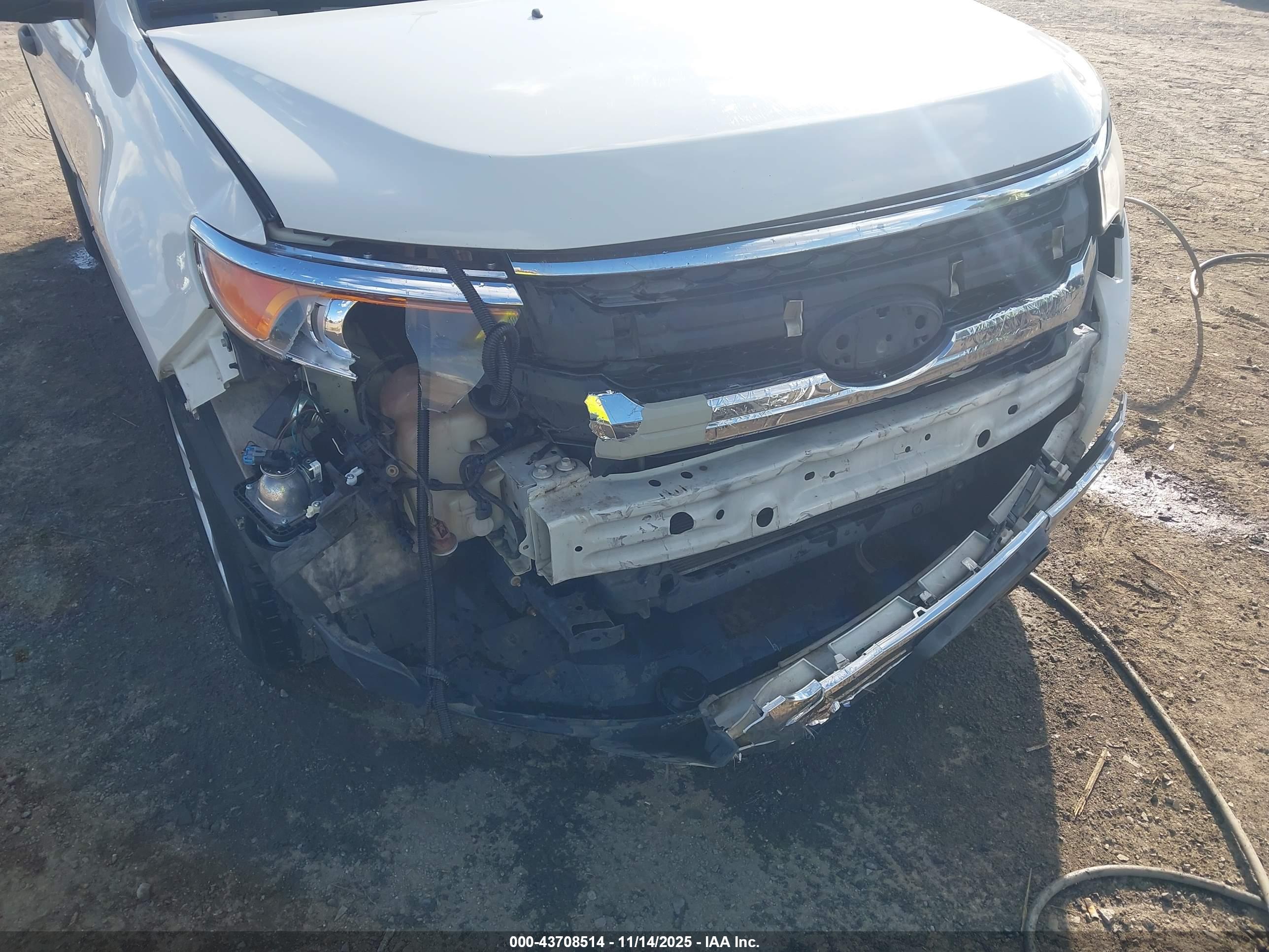 FORD EDGE image 6