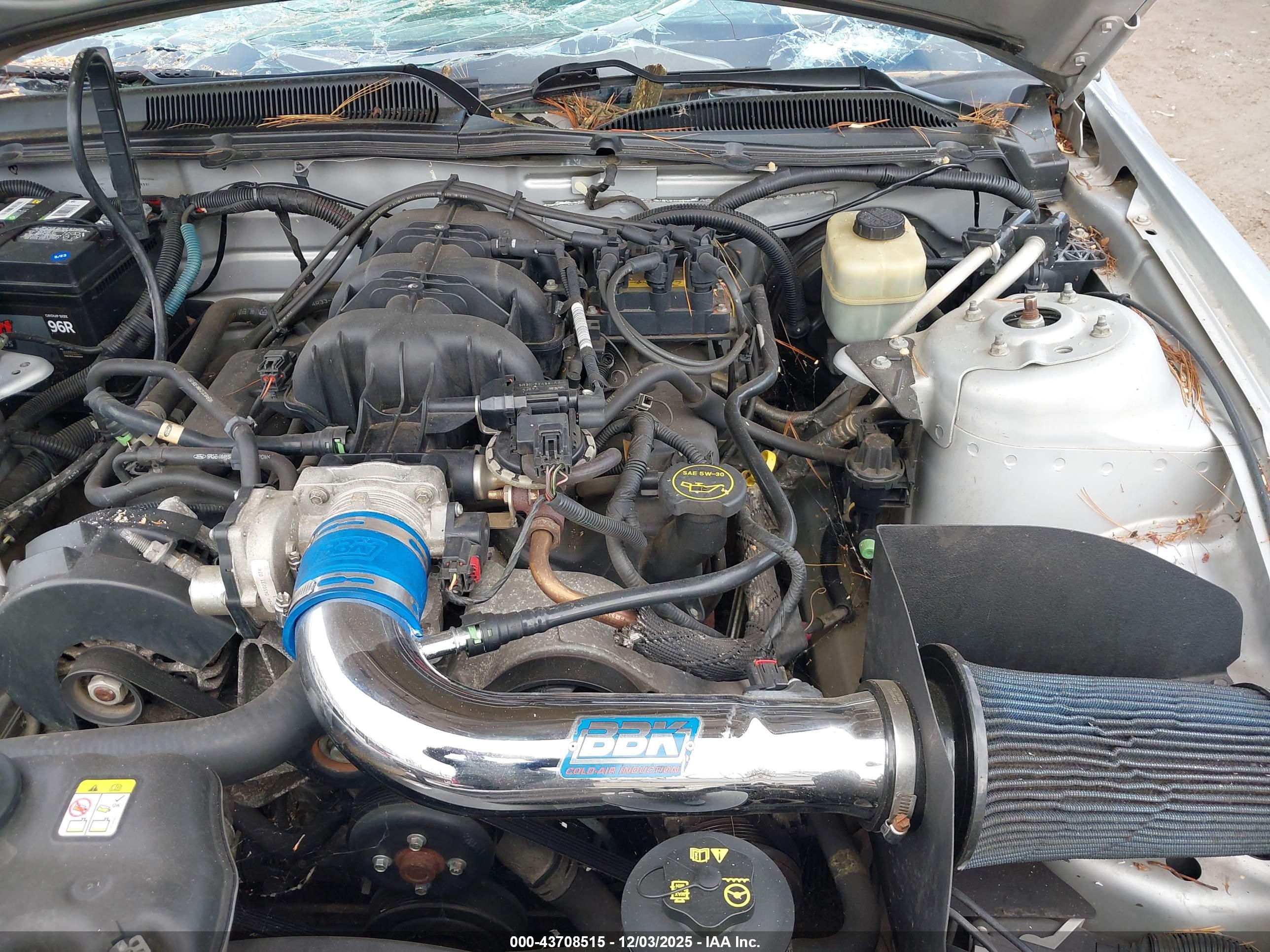 FORD MUSTANG image 10