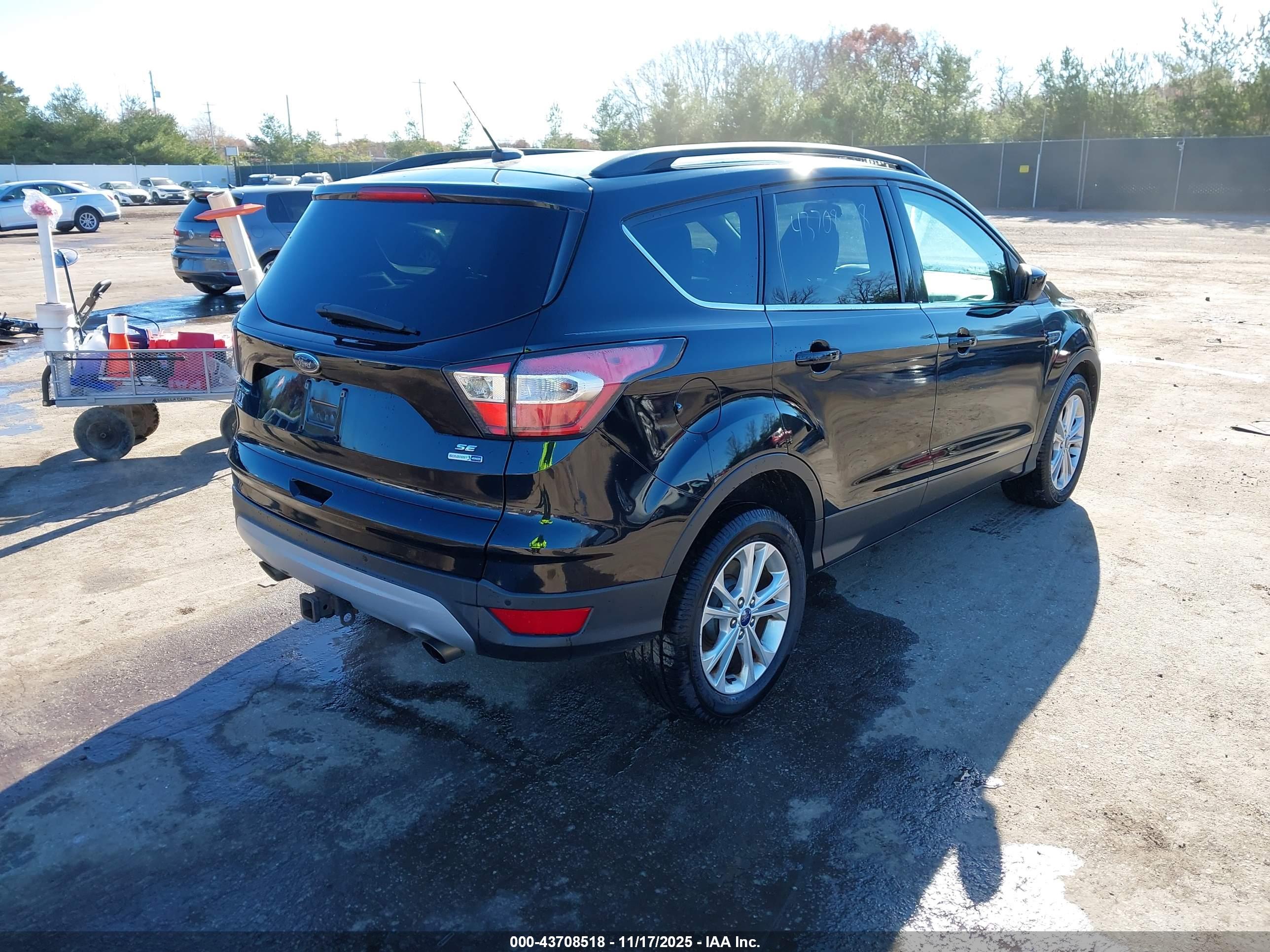 FORD ESCAPE image 4