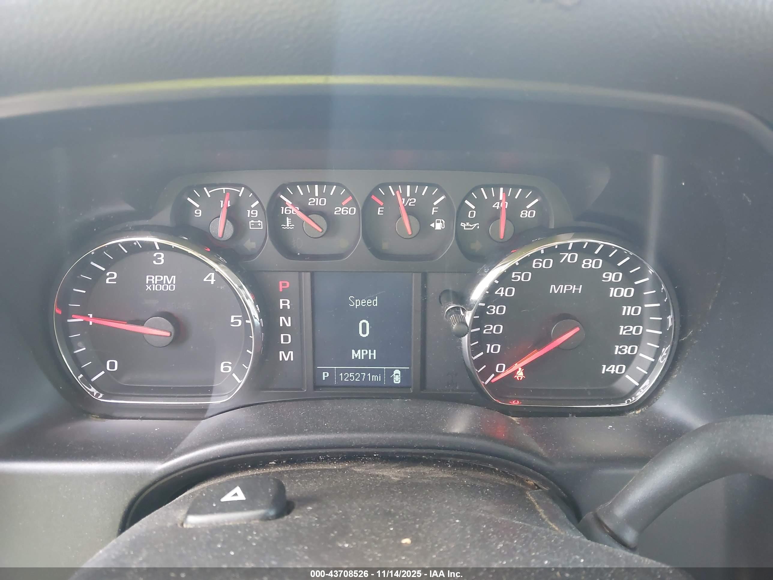 CHEVROLET SILVERADO image 7