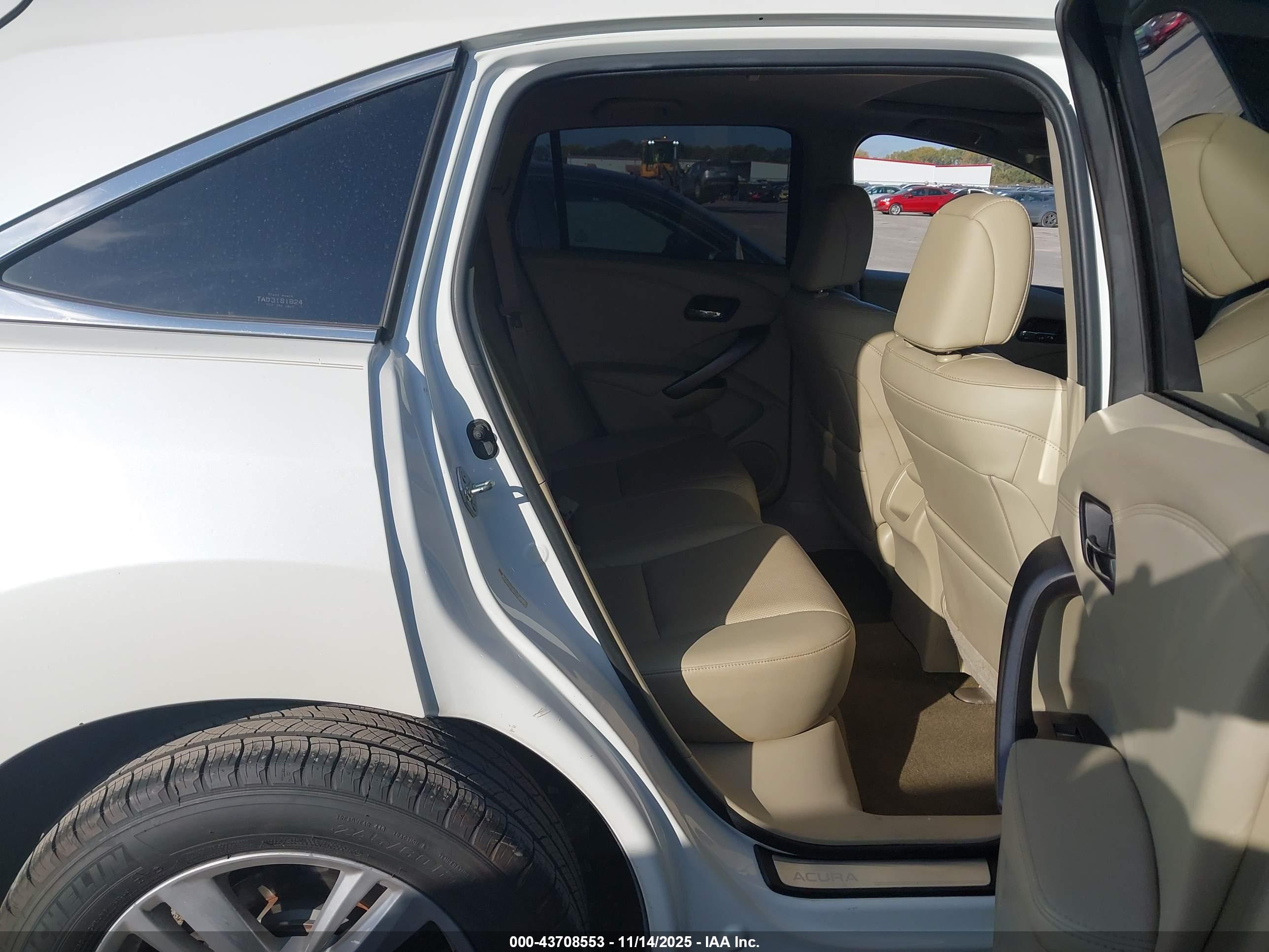 ACURA RDX image 8