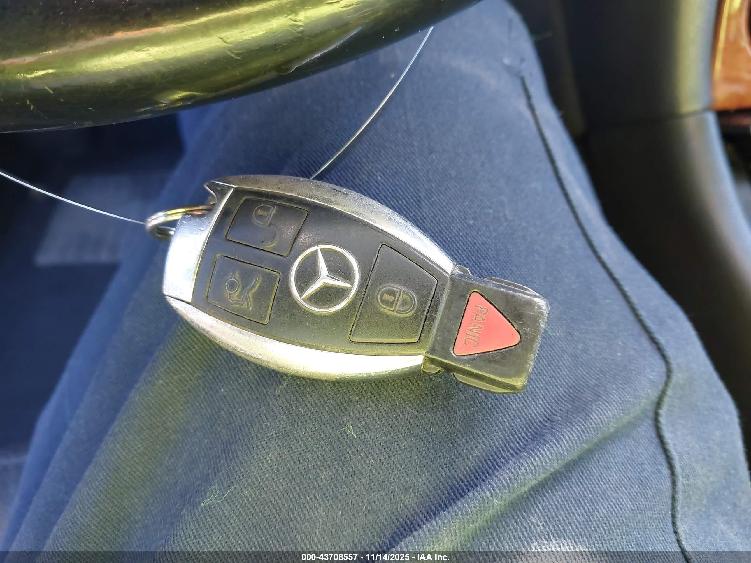 MERCEDES-BENZ CLK image 11