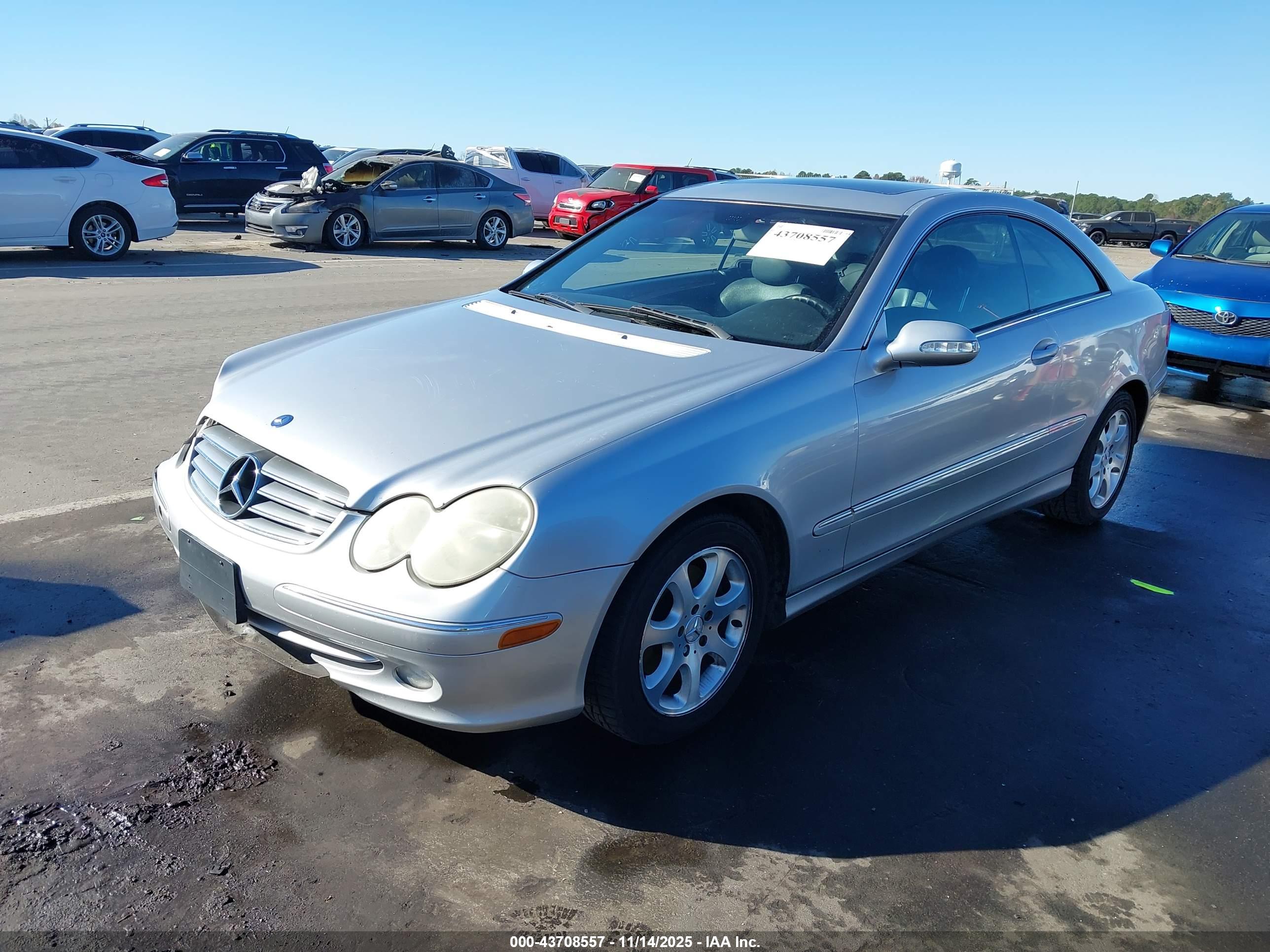 MERCEDES-BENZ CLK image 2