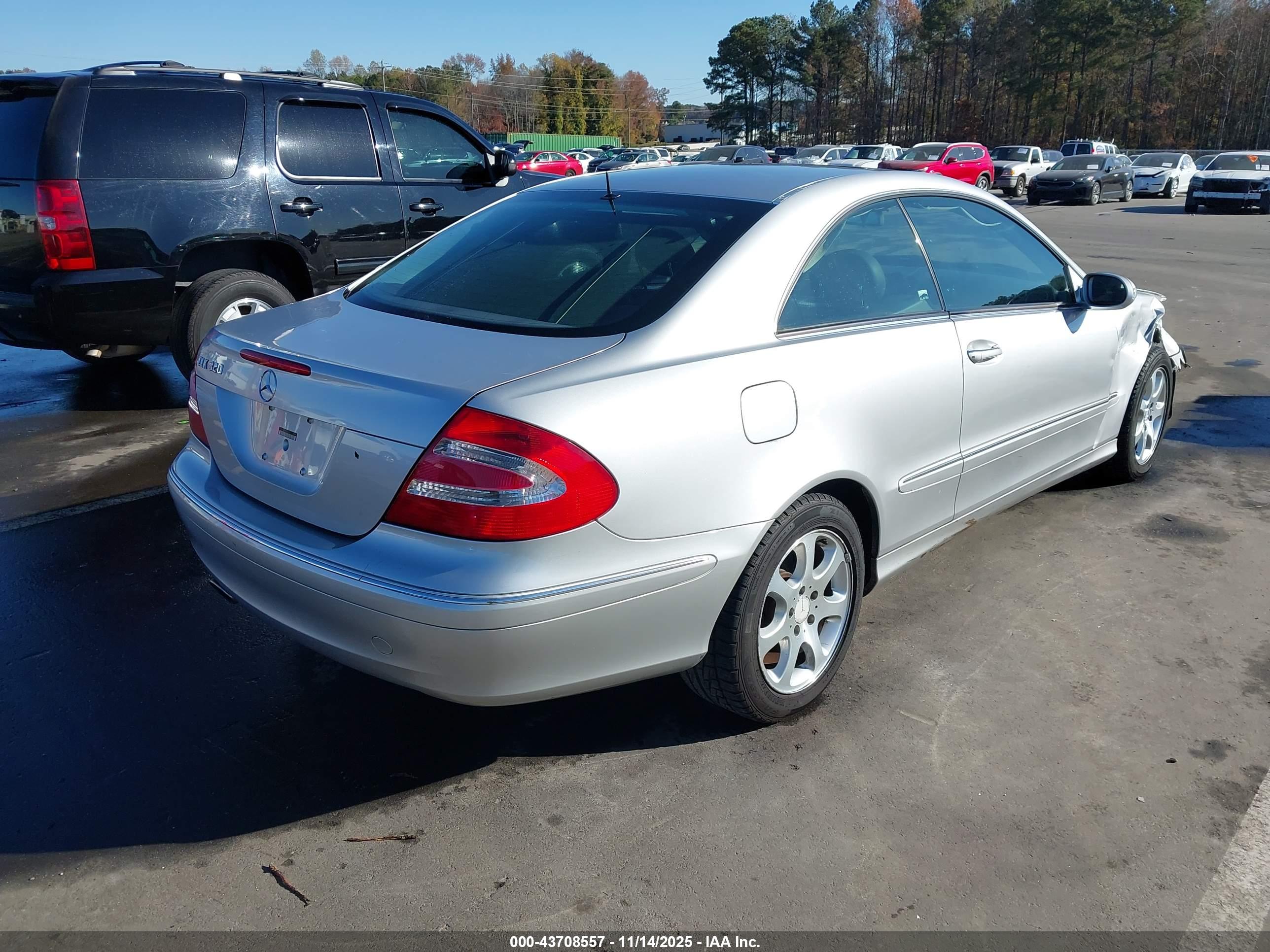 MERCEDES-BENZ CLK image 4