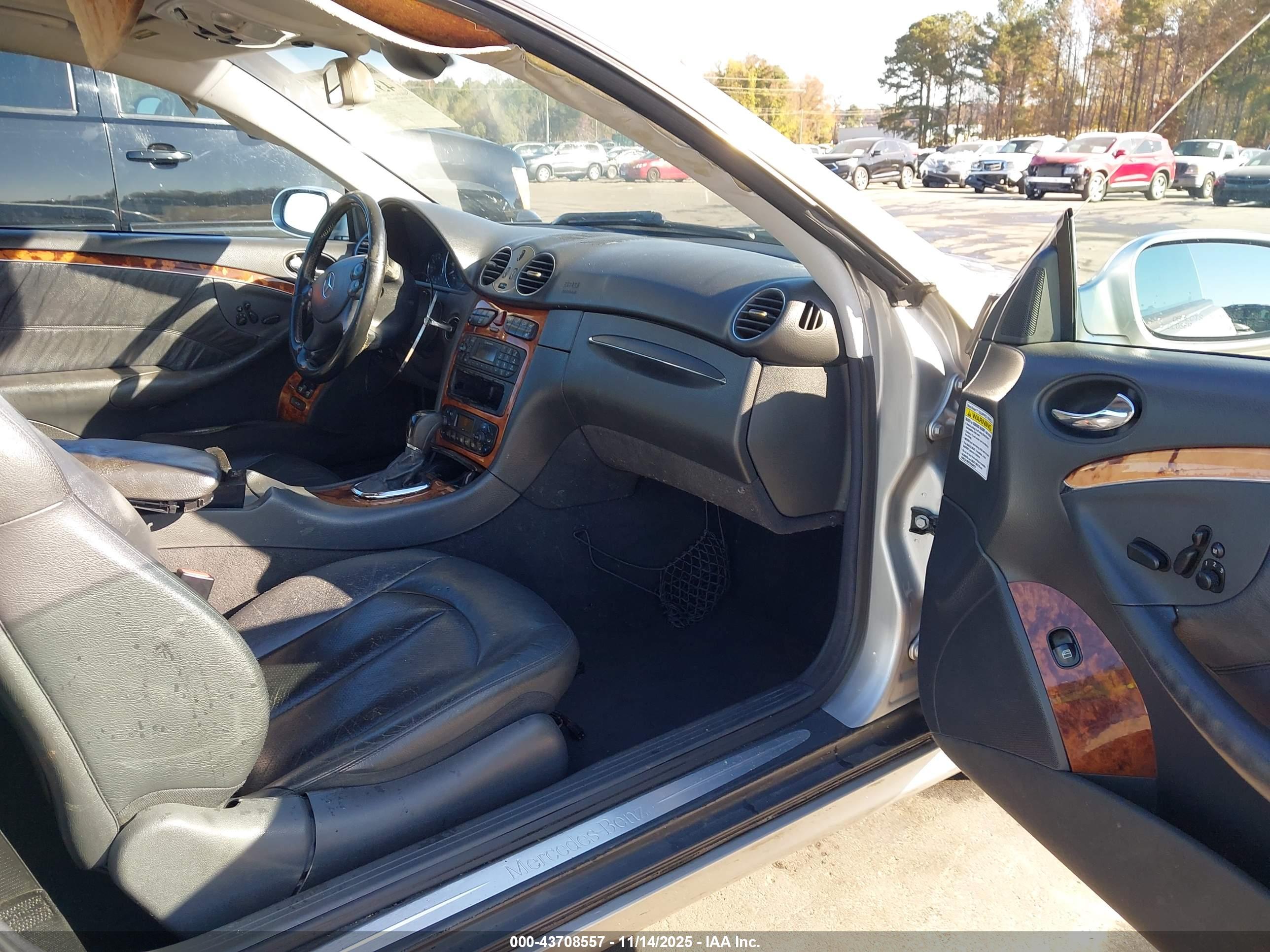 MERCEDES-BENZ CLK image 5