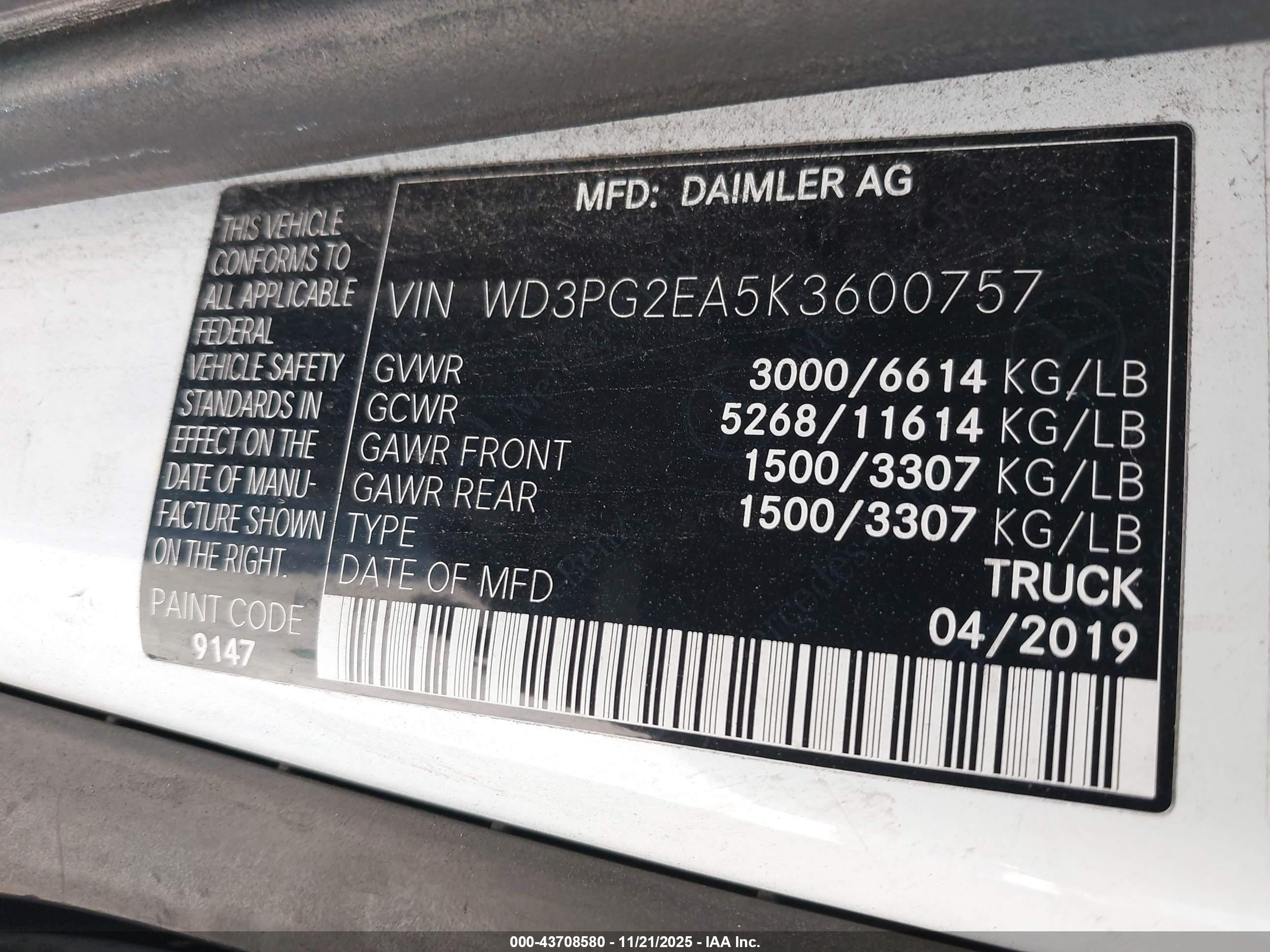 MERCEDES-BENZ METRIS image 9