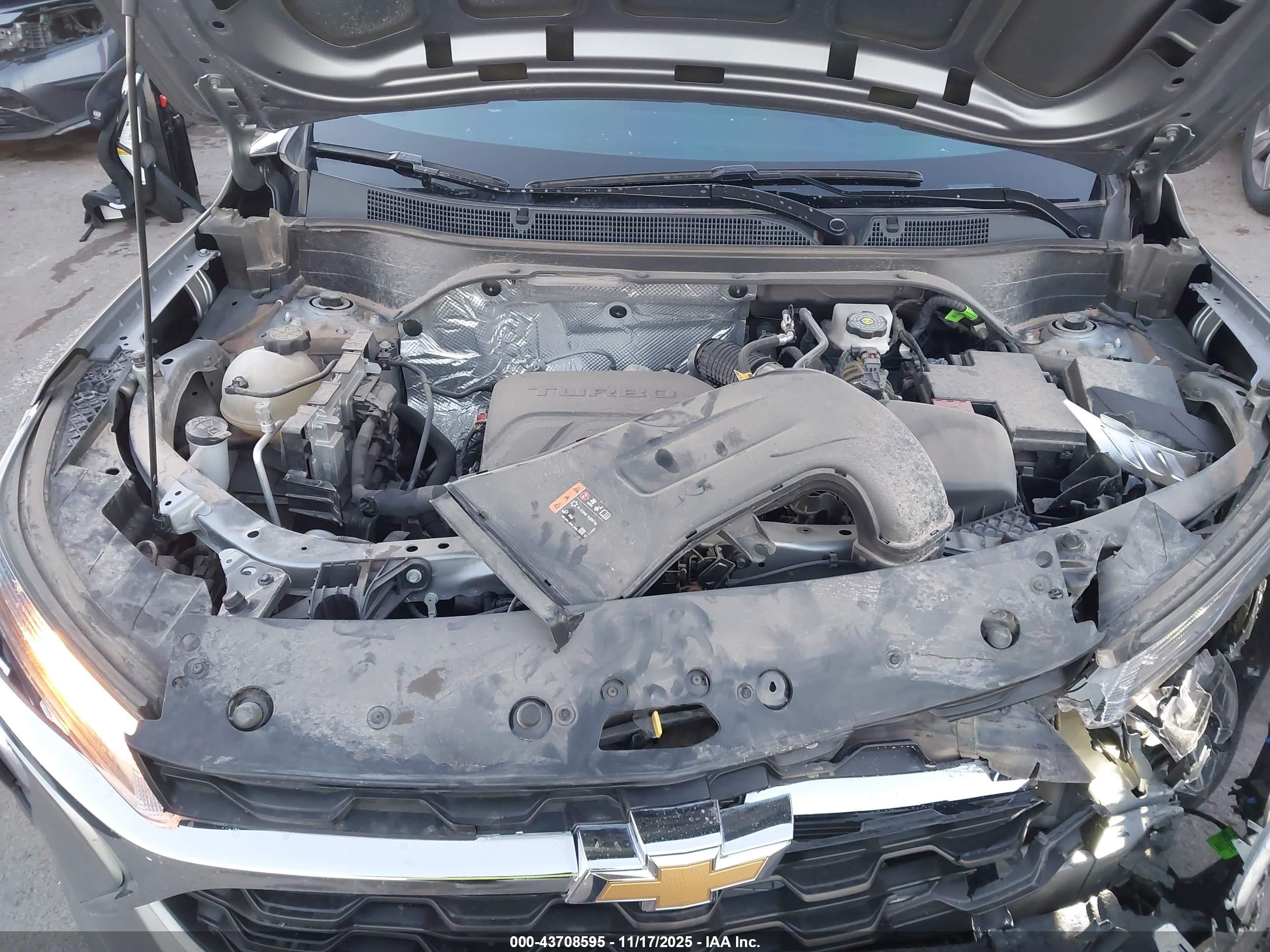CHEVROLET TRAX image 10
