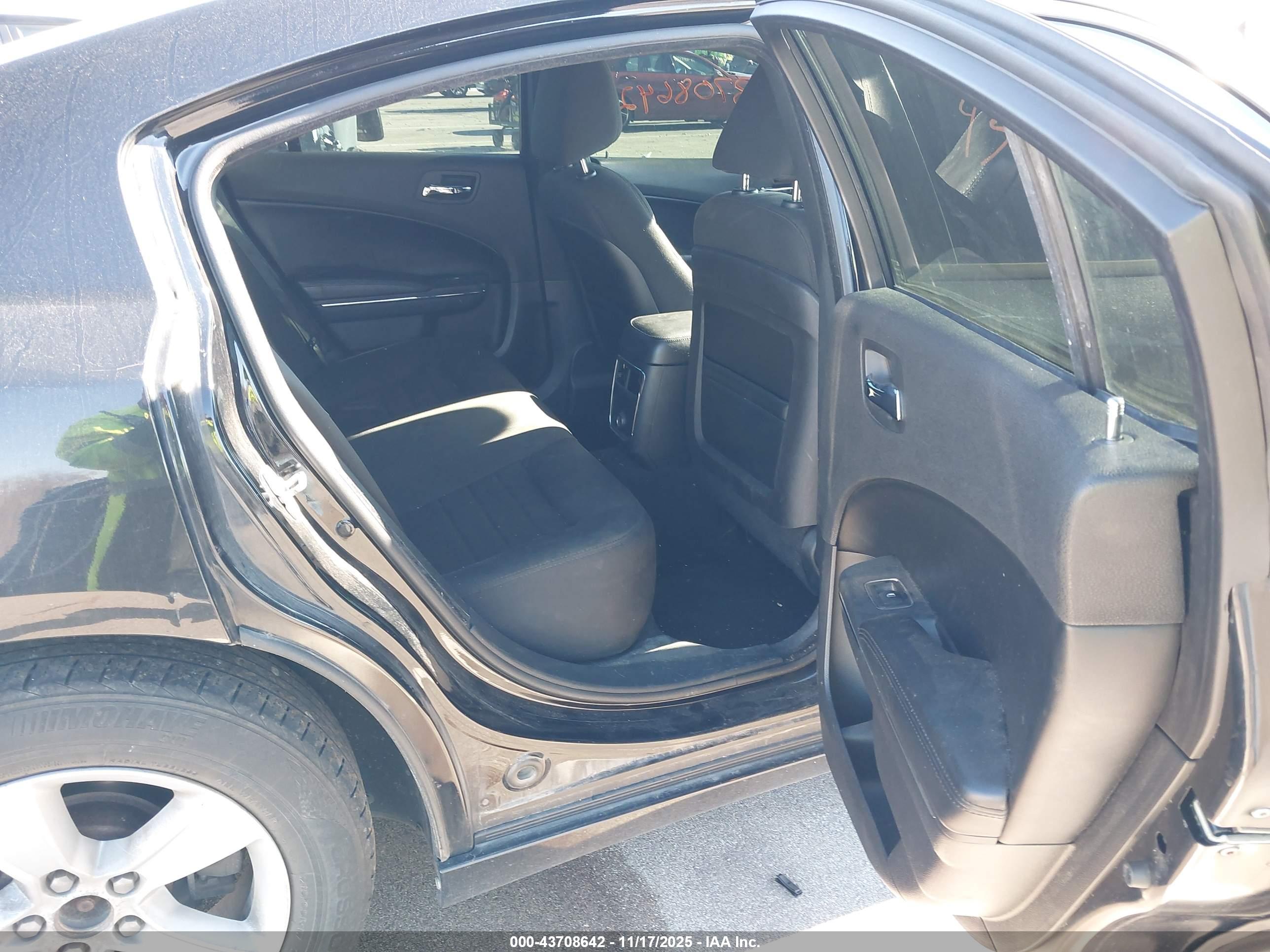 DODGE CHARGER image 8