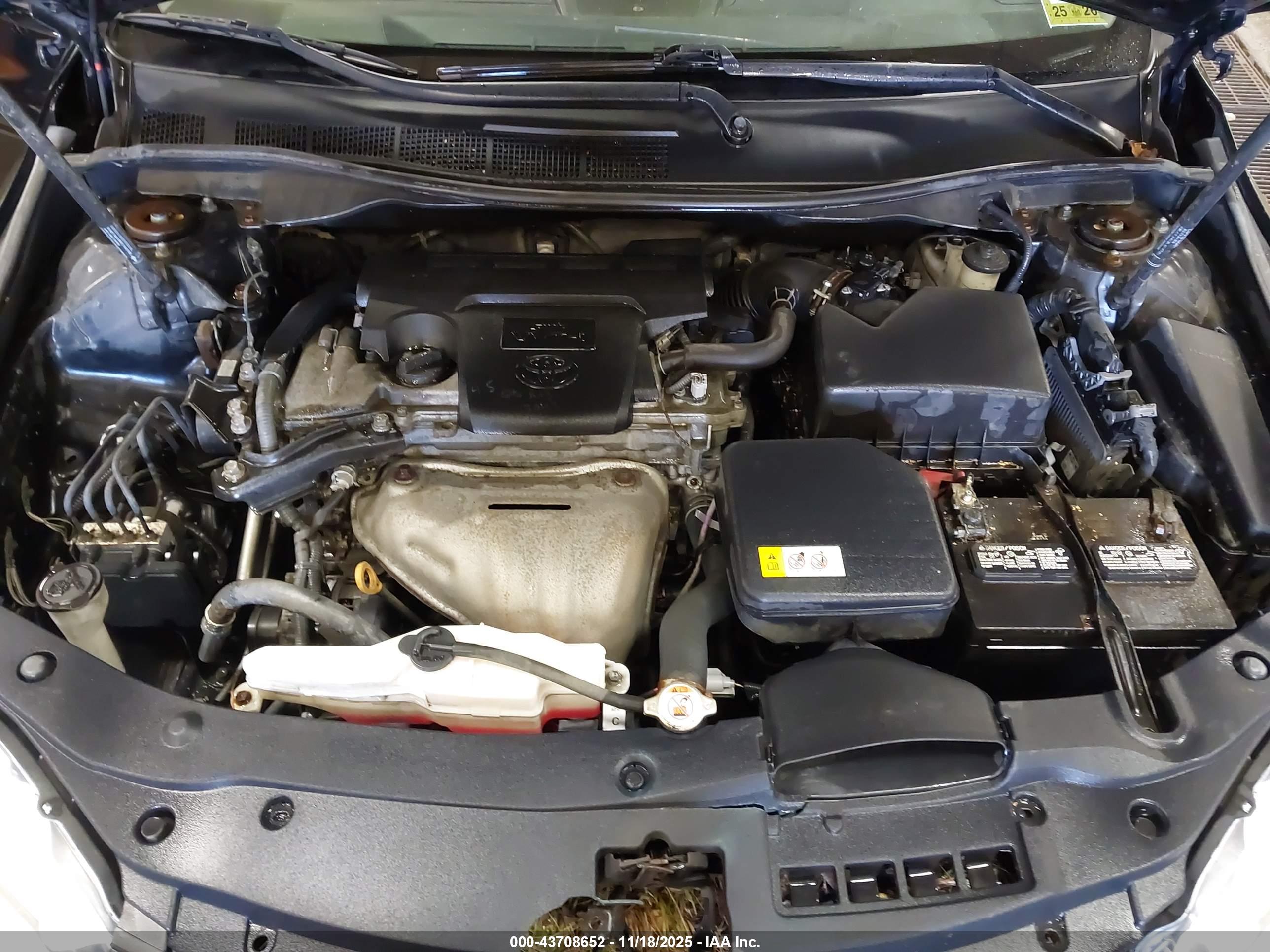 TOYOTA CAMRY image 10