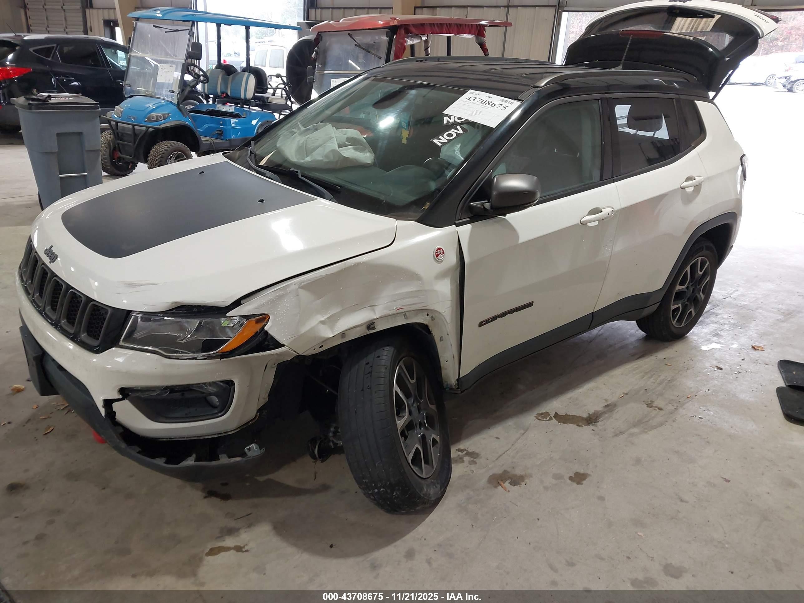 JEEP COMPASS image 2