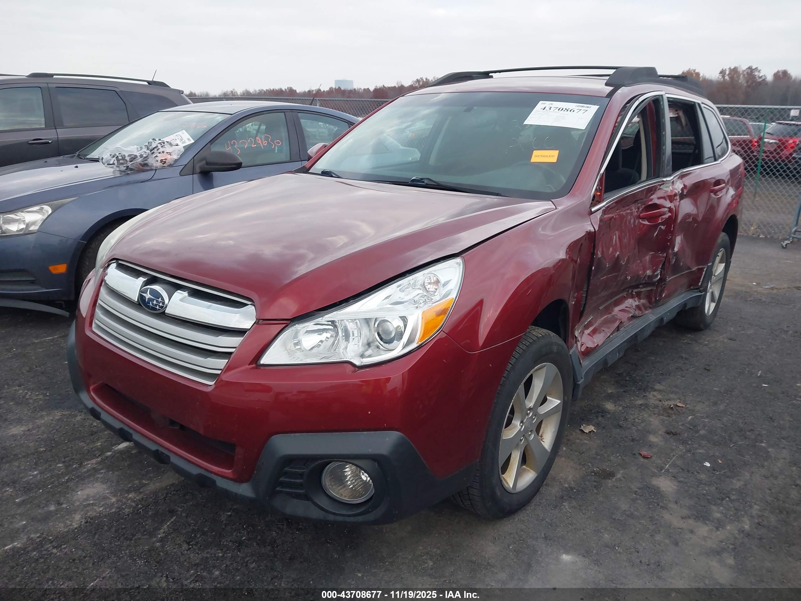 SUBARU OUTBACK image 2