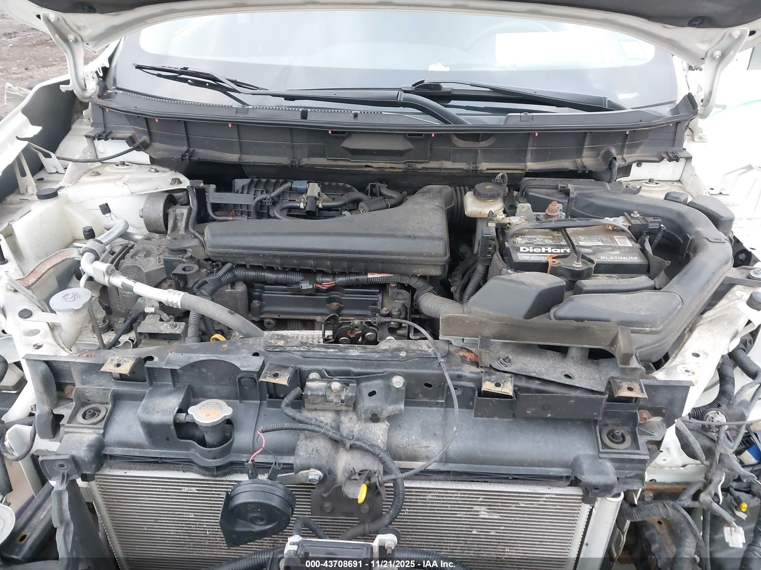 NISSAN ROGUE image 10