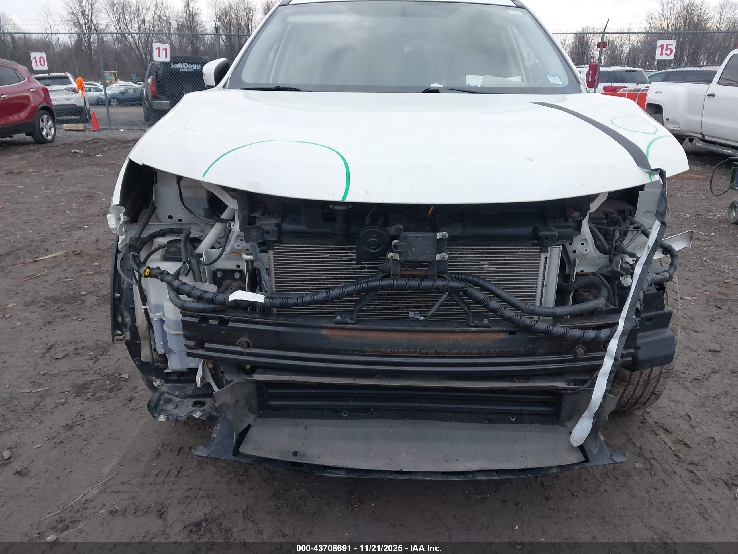 NISSAN ROGUE image 6