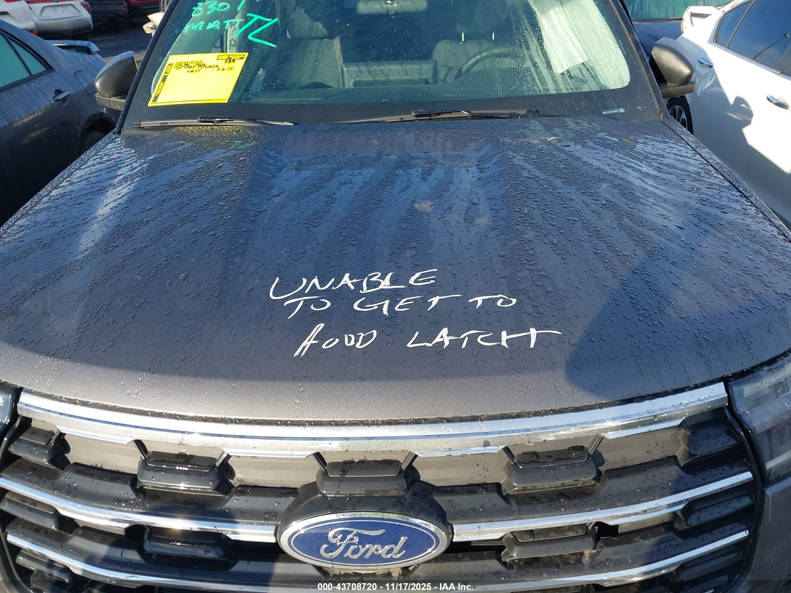 FORD EXPLORER image 10