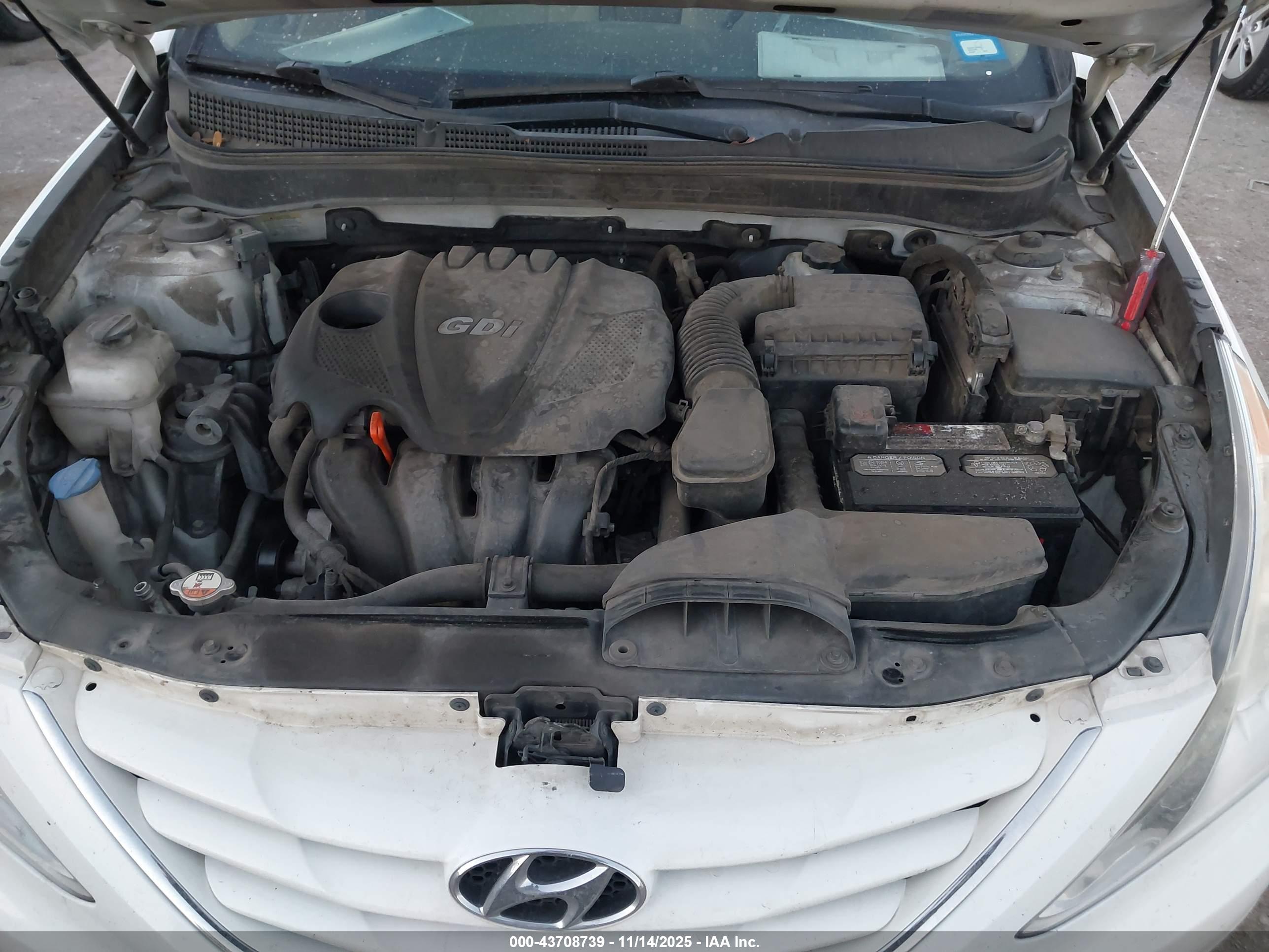 HYUNDAI SONATA image 10
