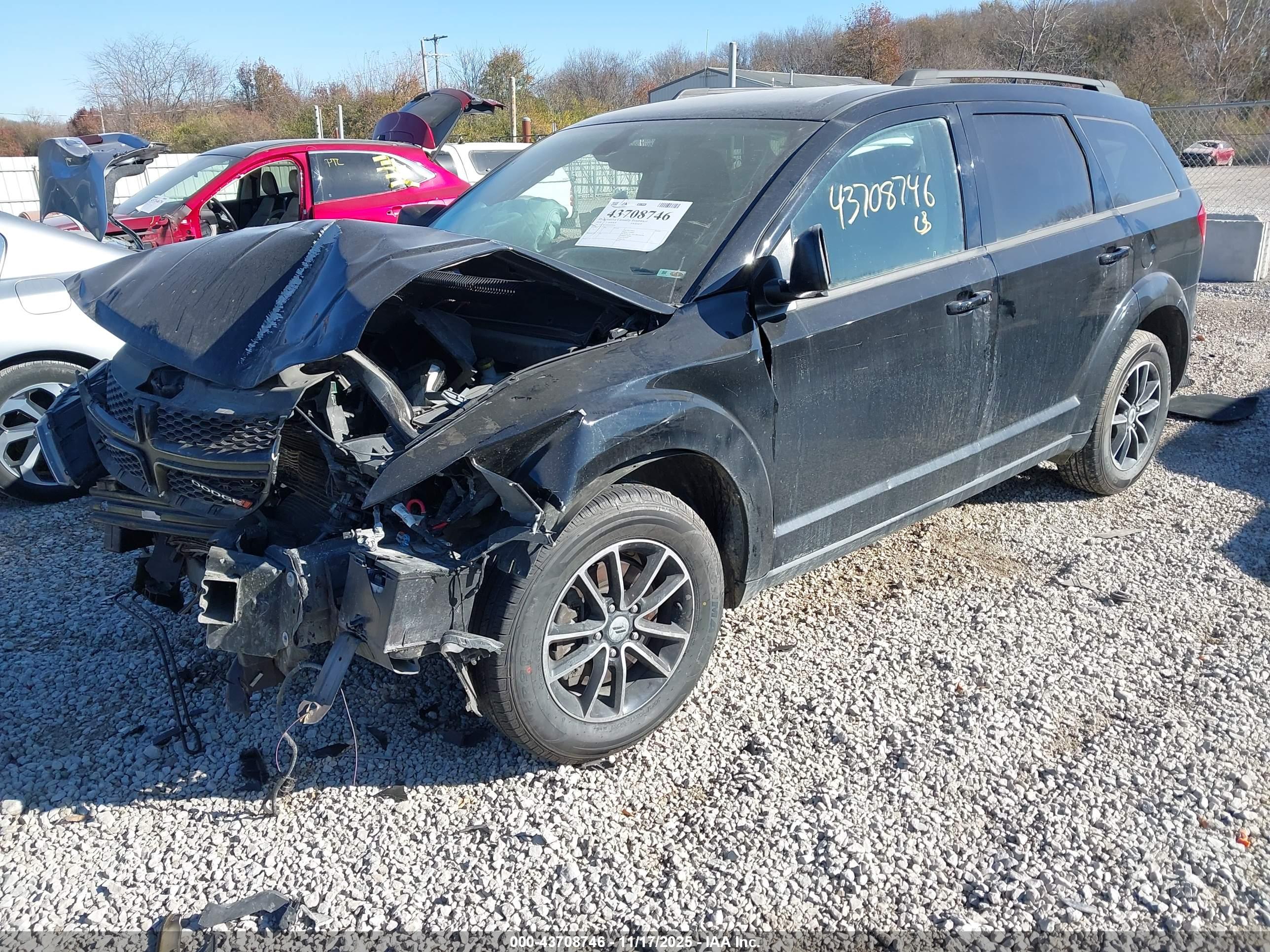 DODGE JOURNEY image 2