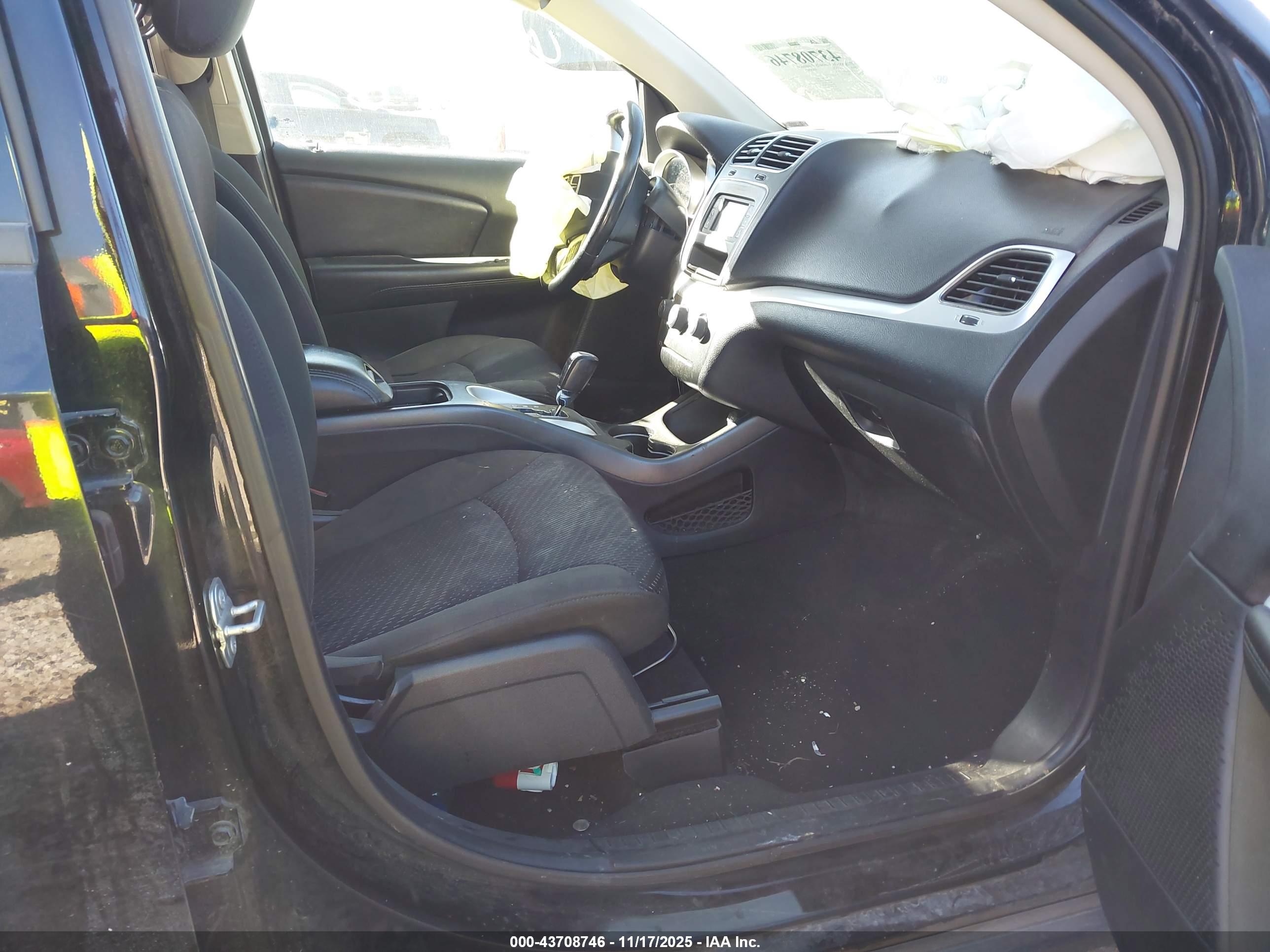 DODGE JOURNEY image 5