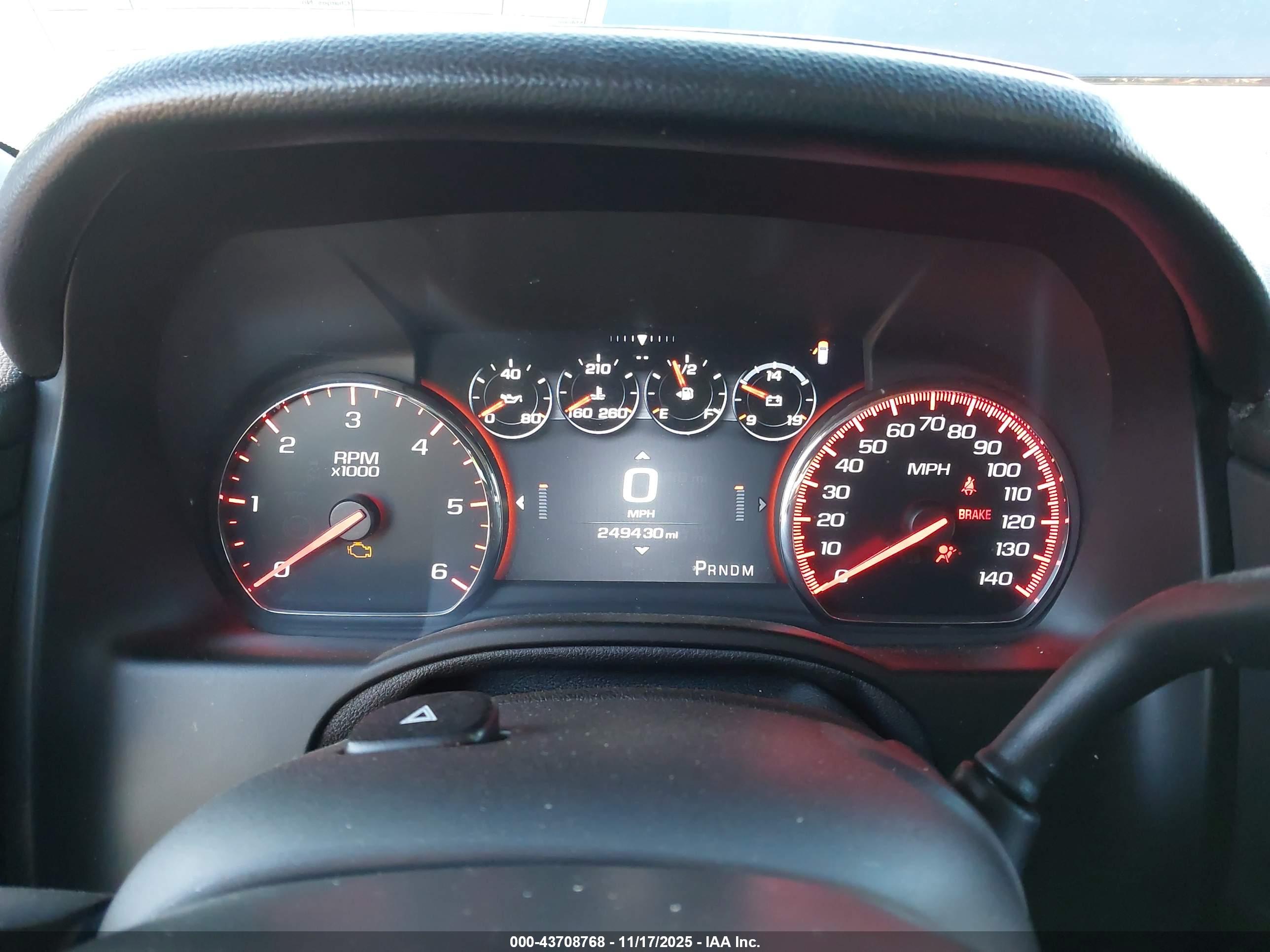 GMC YUKON image 7