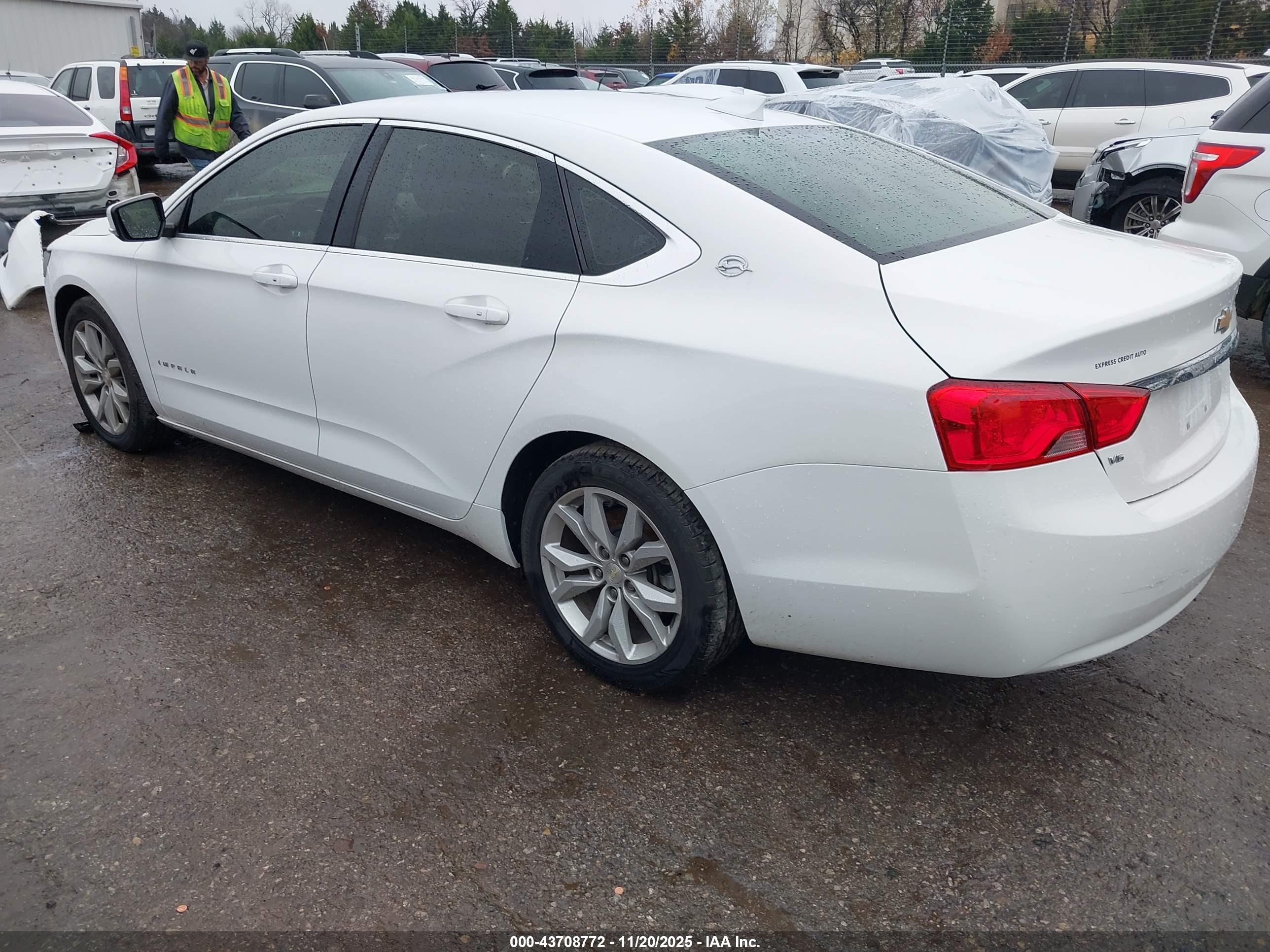 CHEVROLET IMPALA image 3