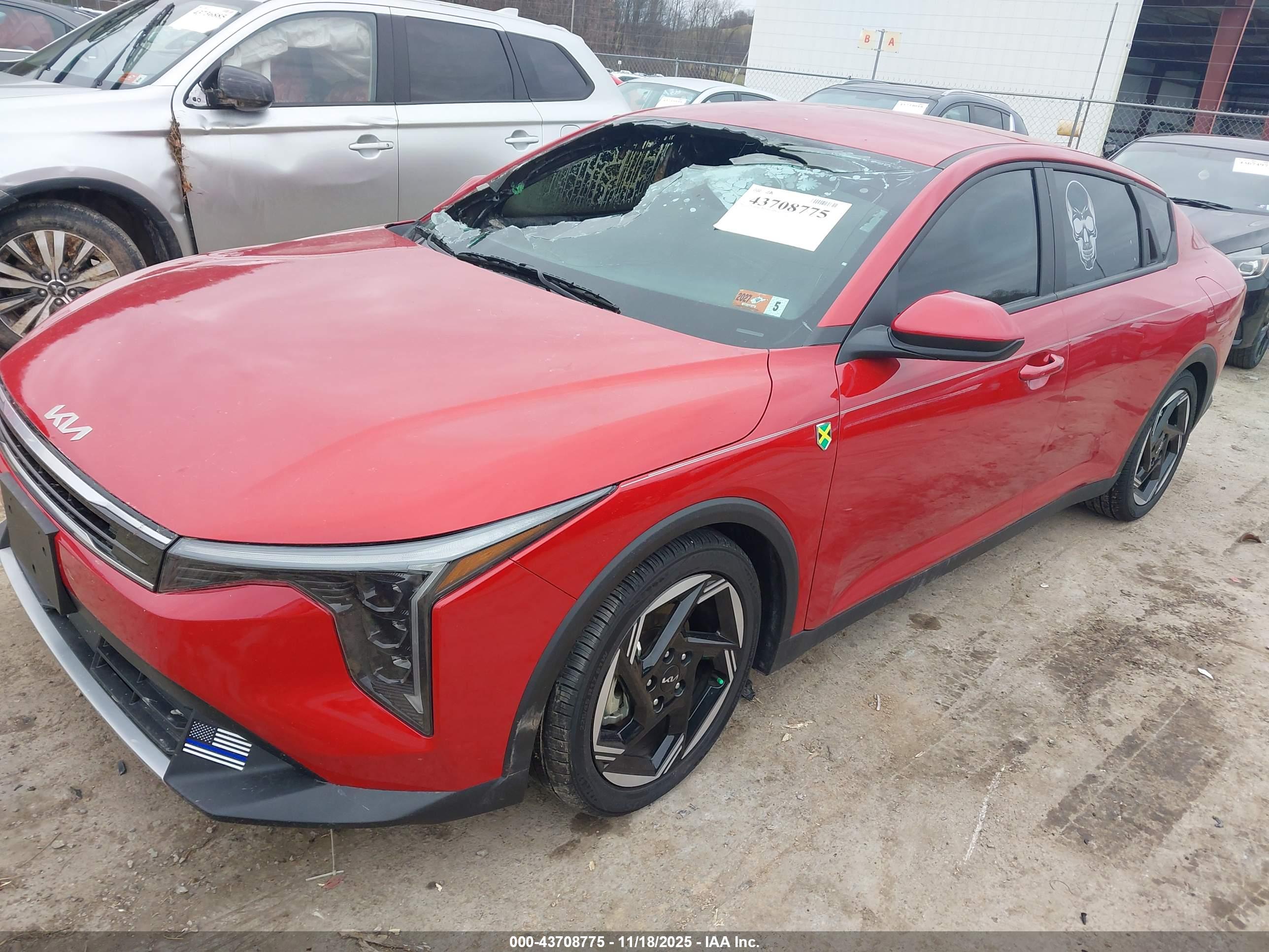 KIA K4 image 2