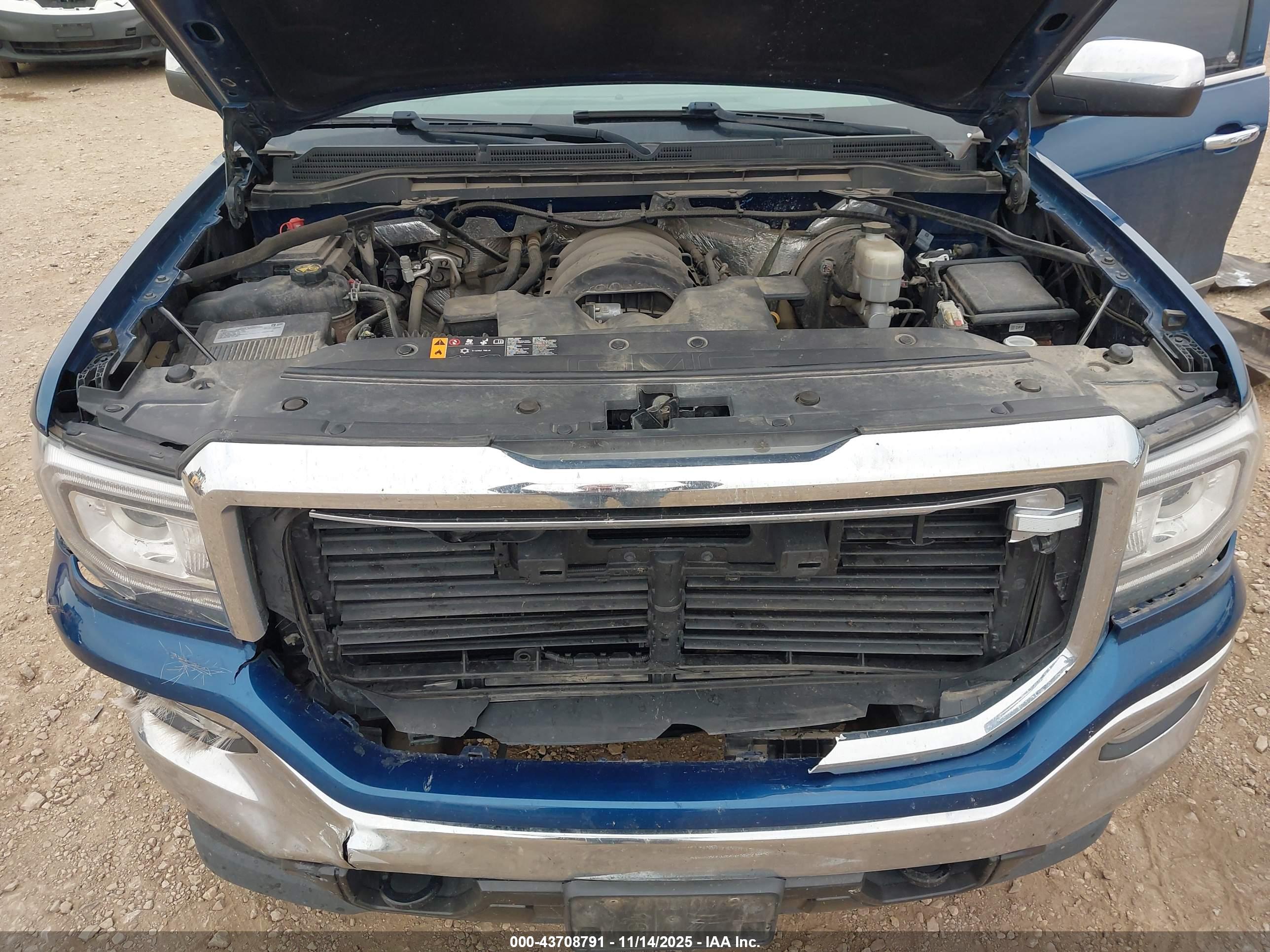 GMC SIERRA image 10