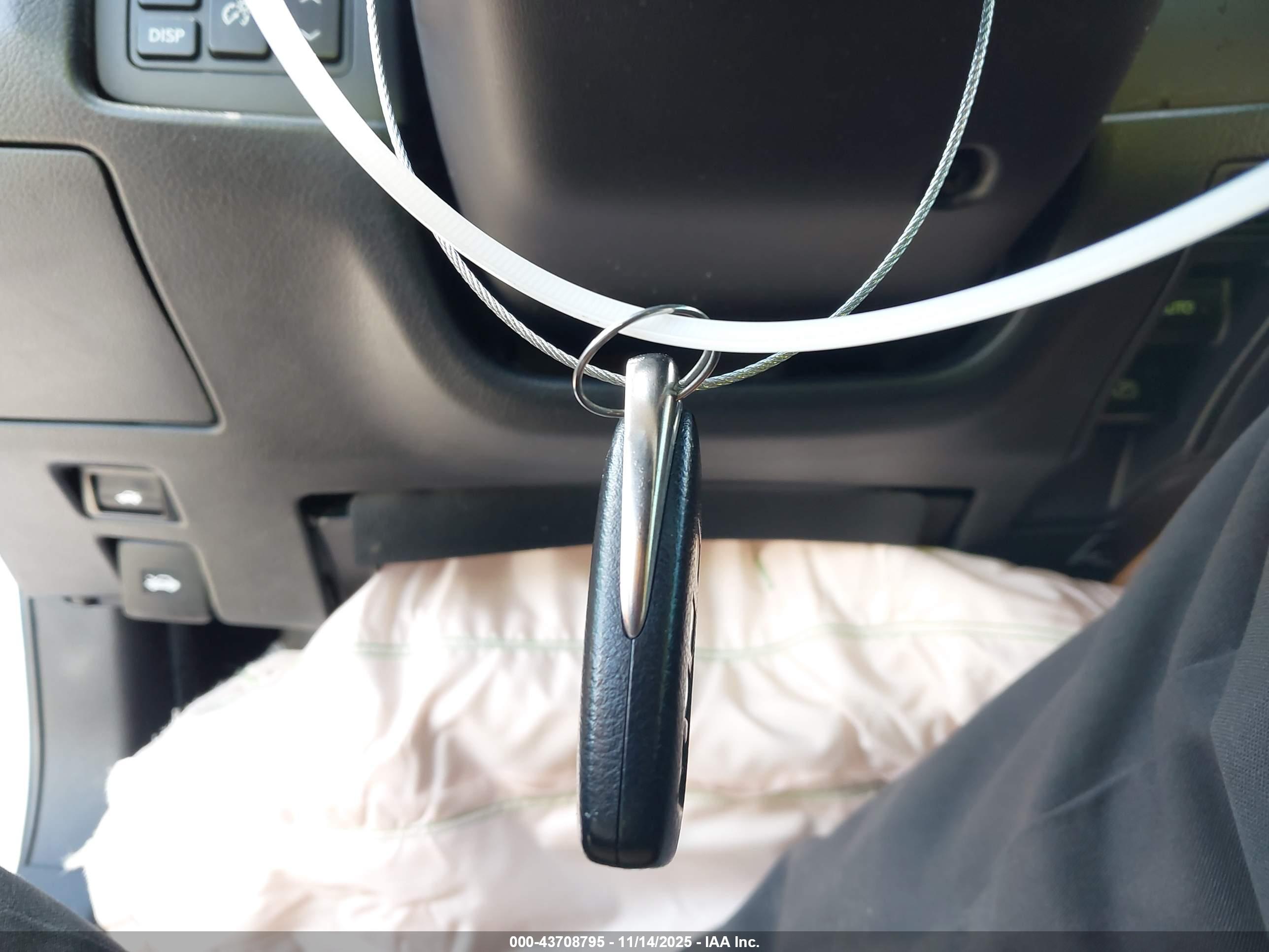 LEXUS GS image 11