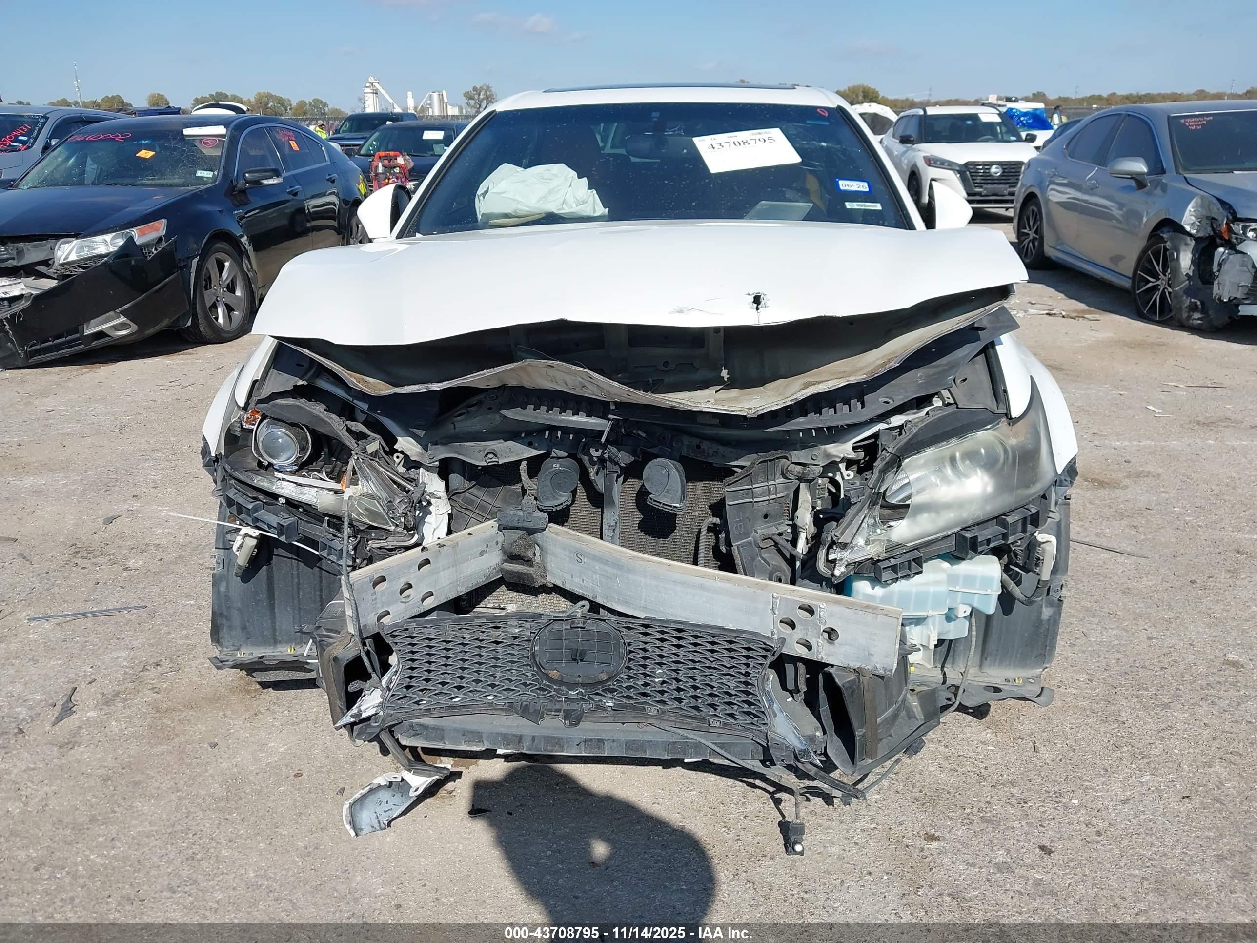 LEXUS GS image 6