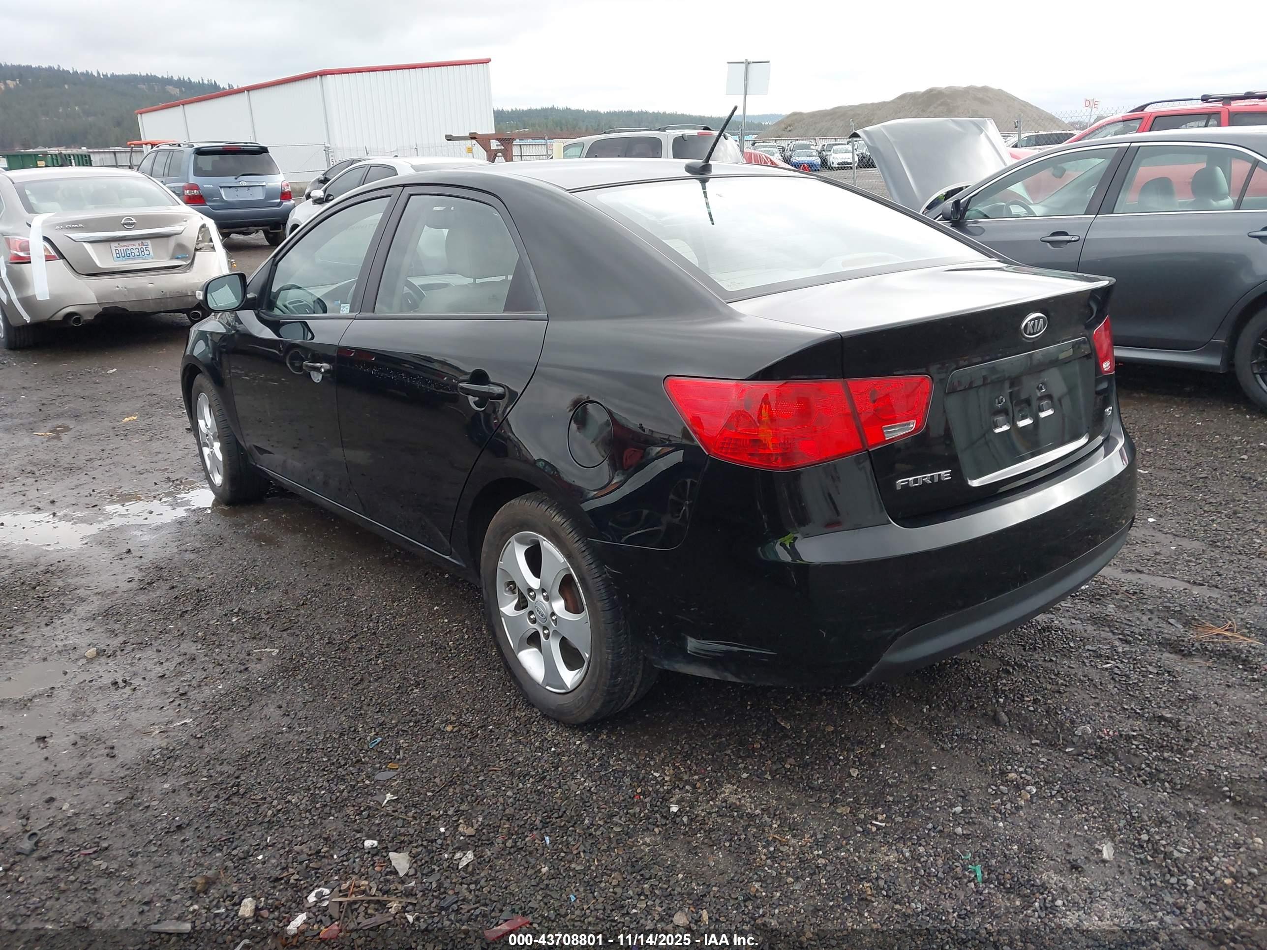 KIA FORTE image 3