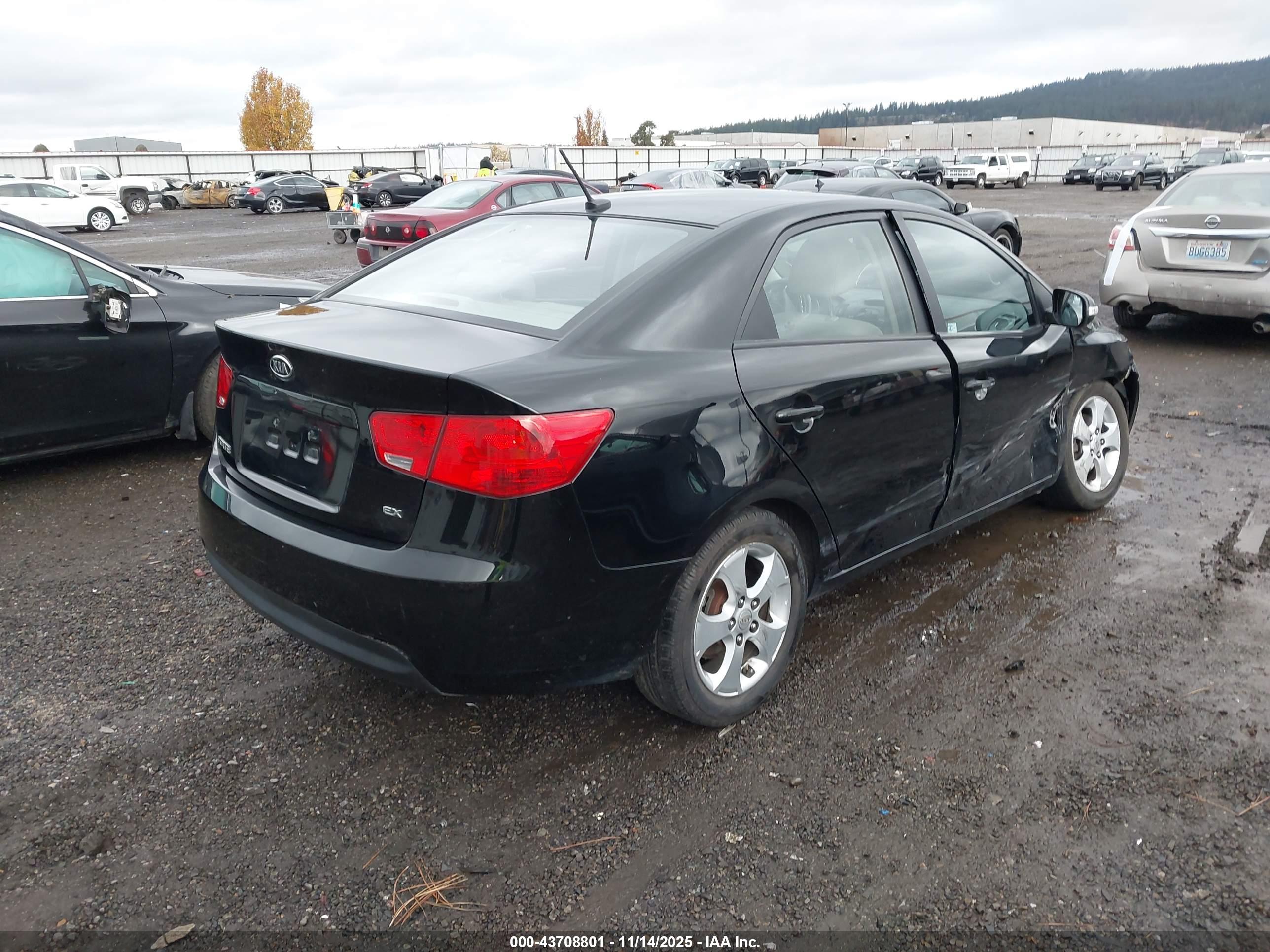KIA FORTE image 4