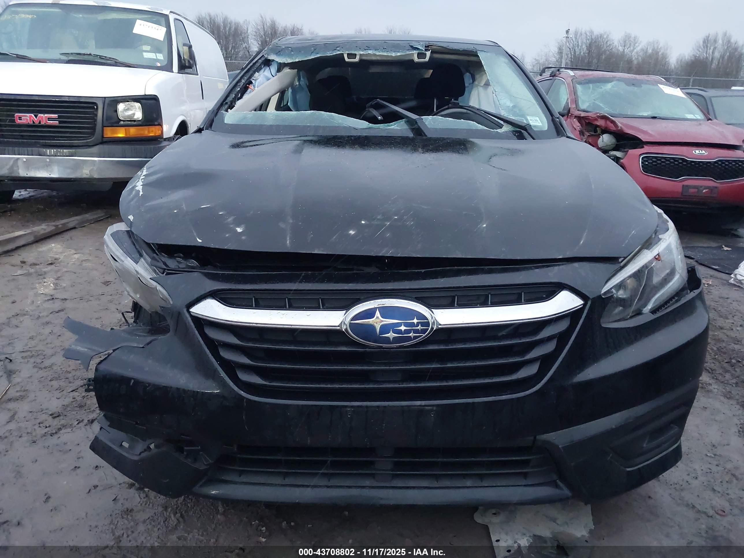SUBARU LEGACY image 6