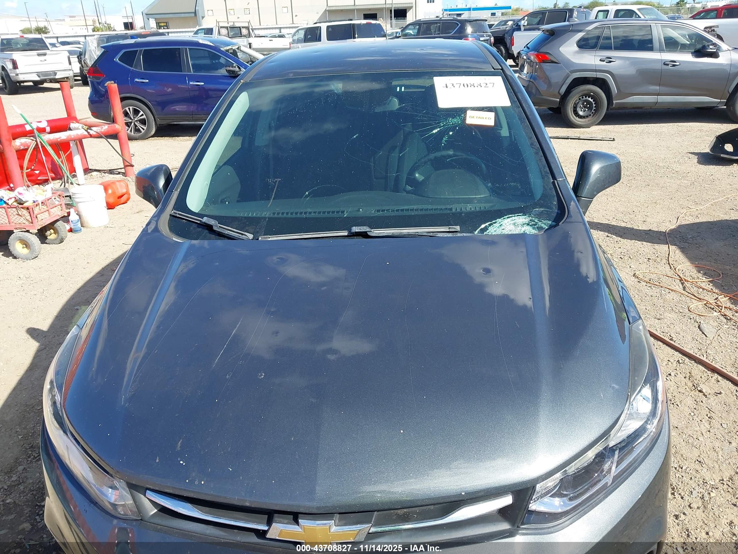CHEVROLET TRAX image 6