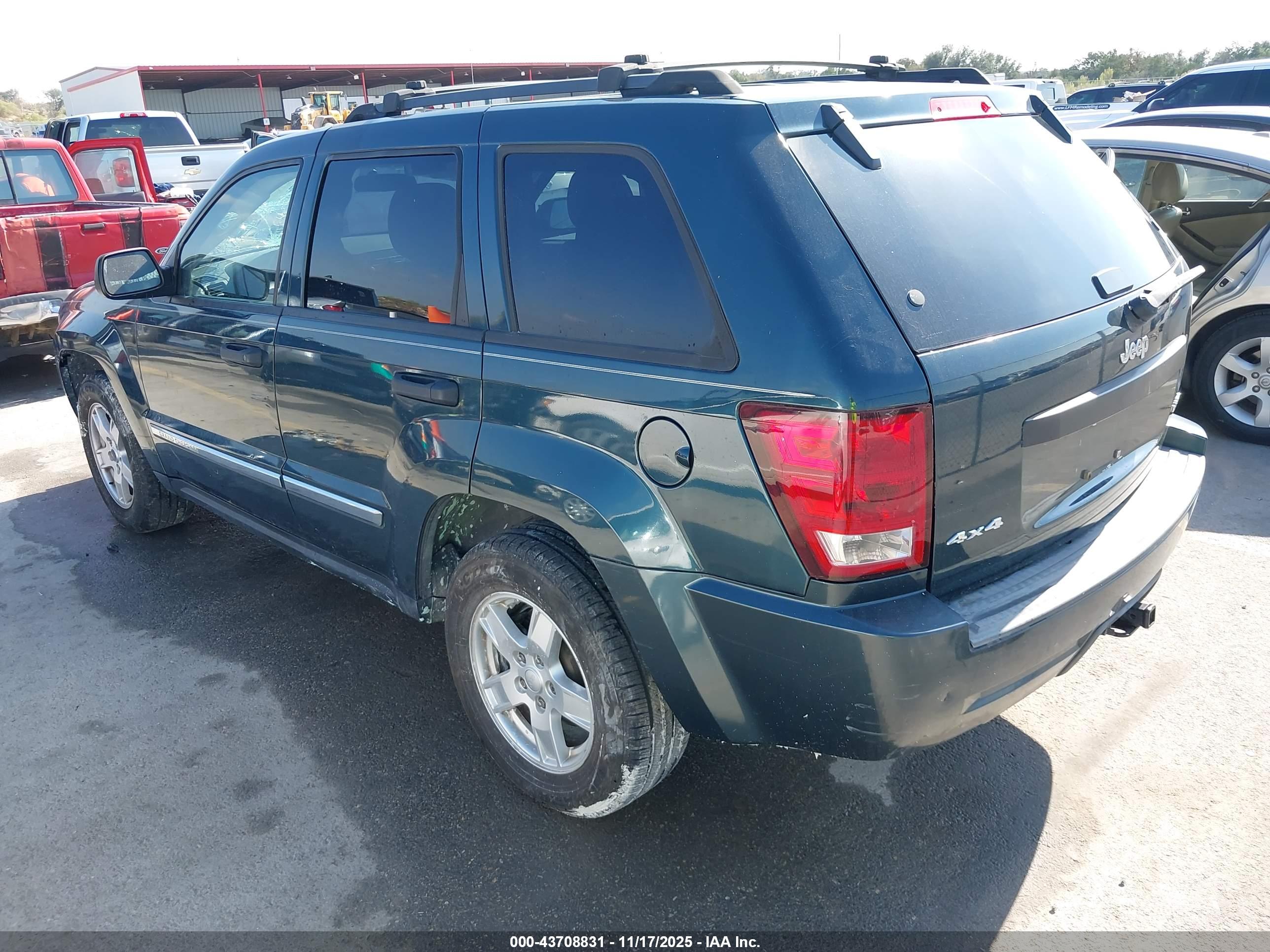 JEEP GRAND image 3