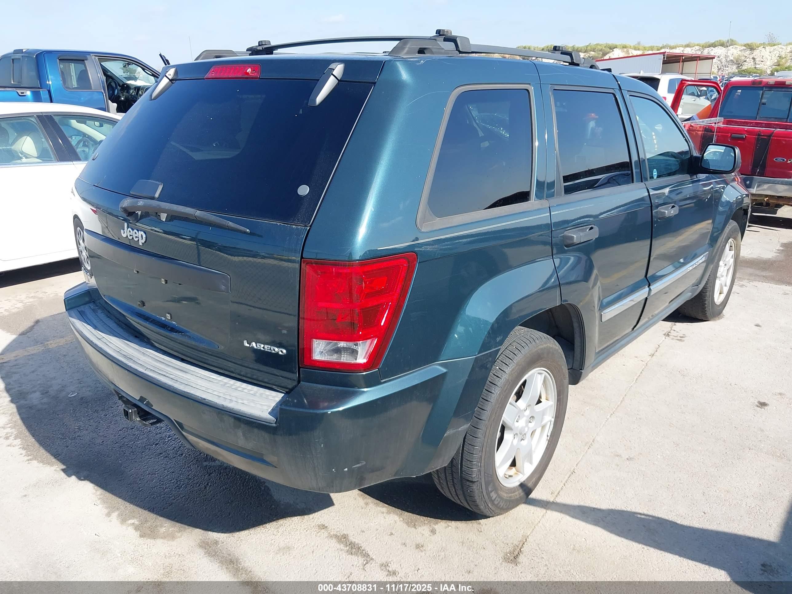 JEEP GRAND image 4