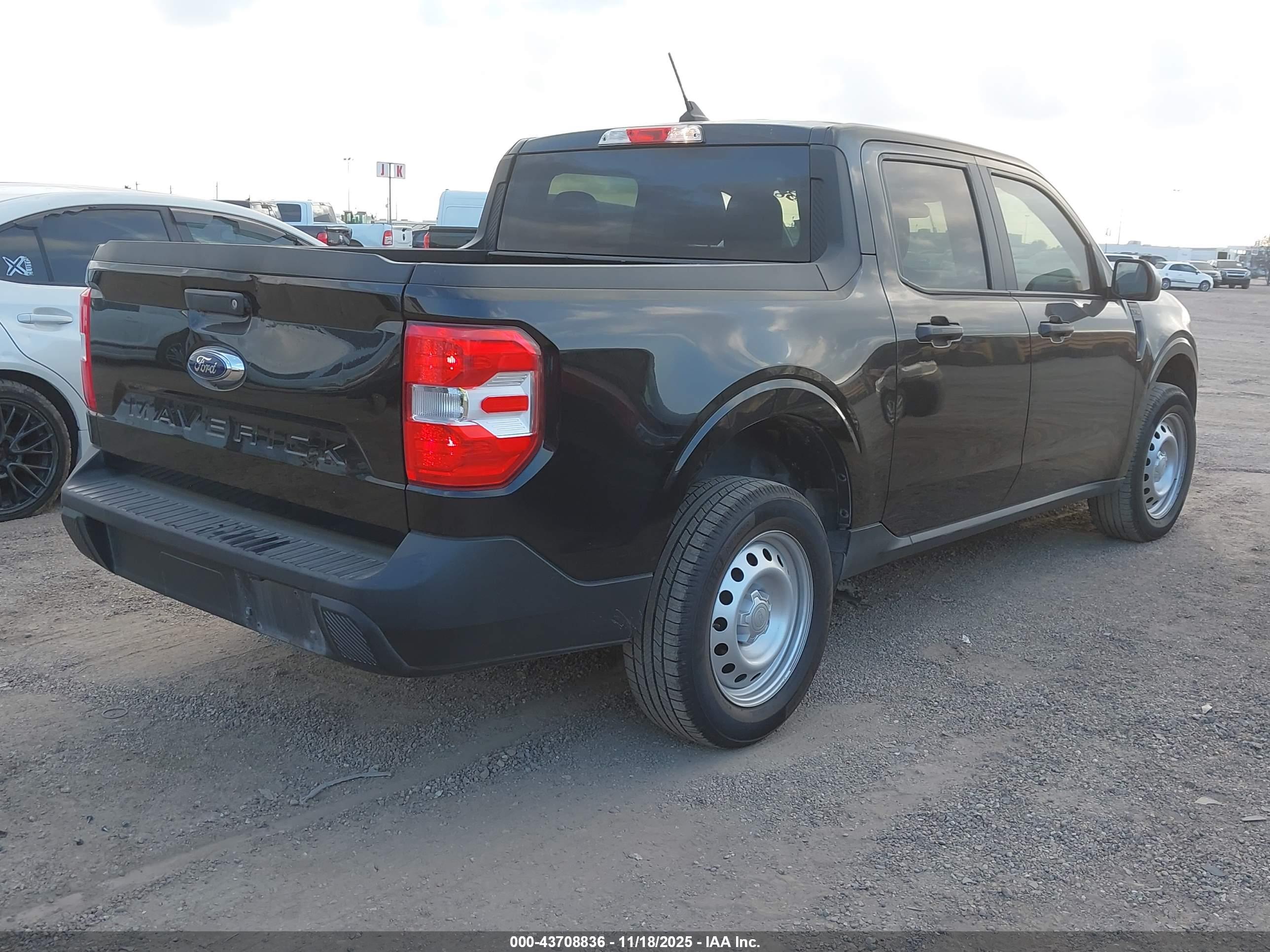 FORD MAVERICK image 4
