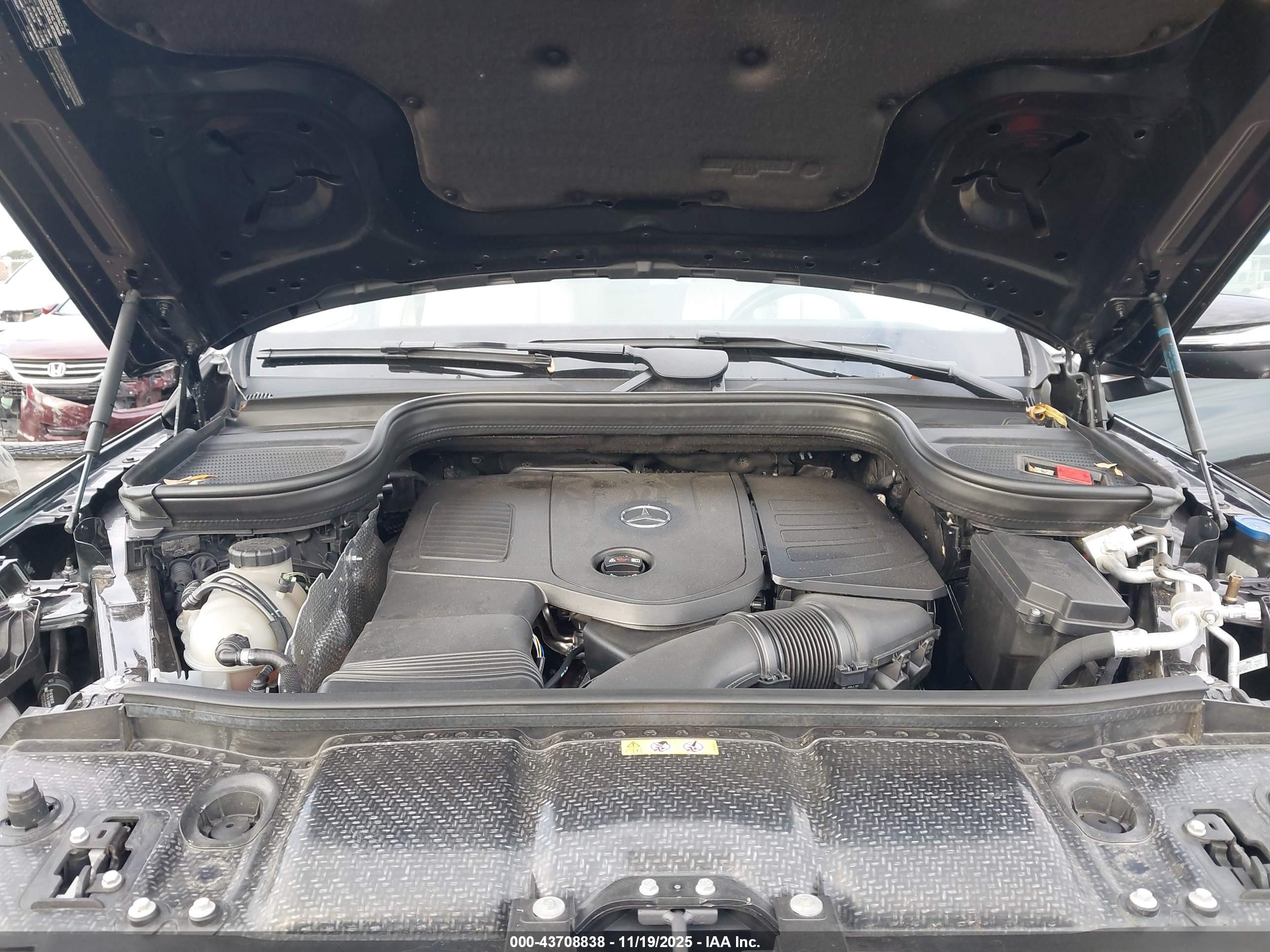 MERCEDES-BENZ GLE image 10