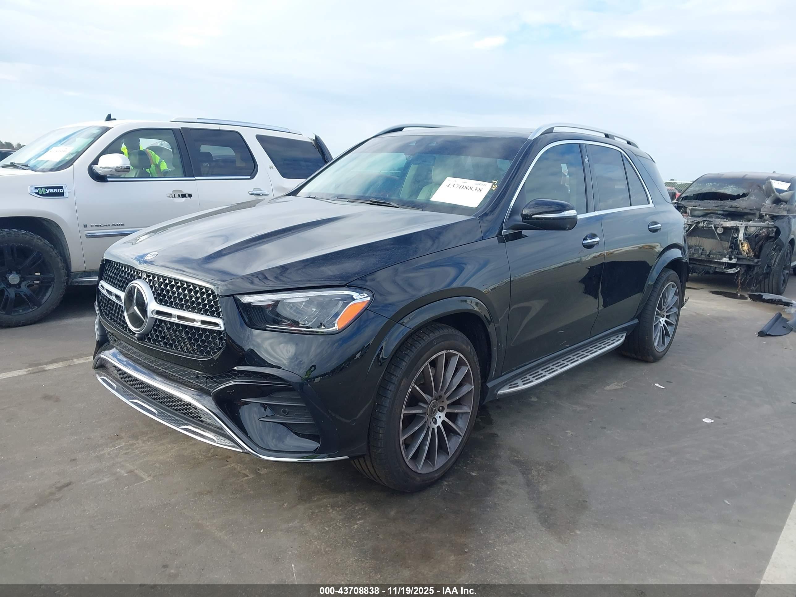 MERCEDES-BENZ GLE image 2