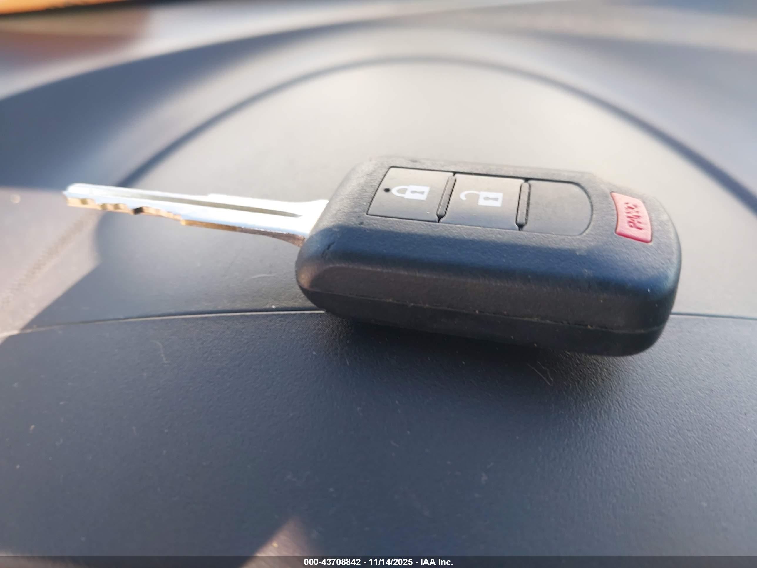 MITSUBISHI MIRAGE image 11