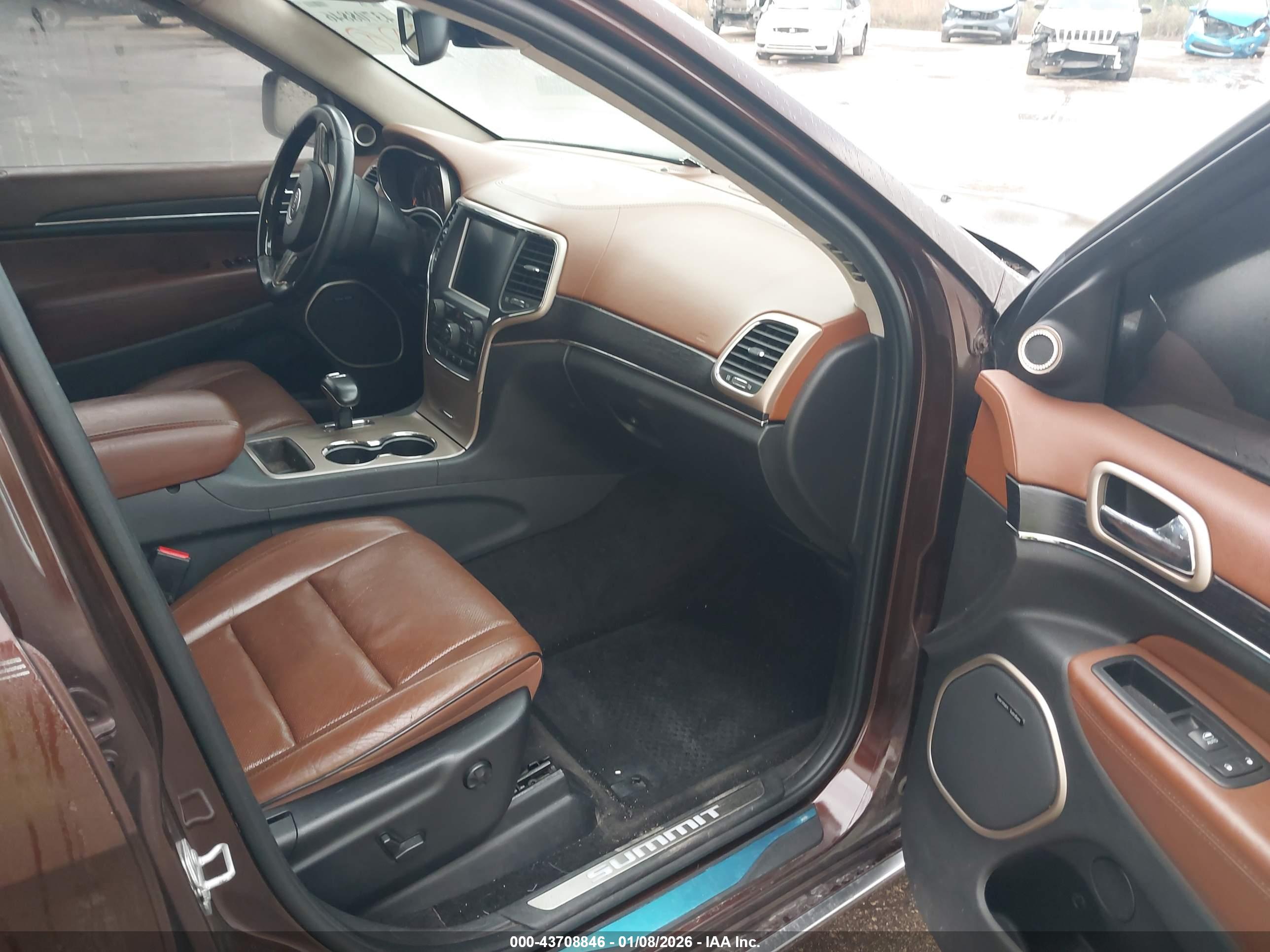 JEEP GRAND image 5