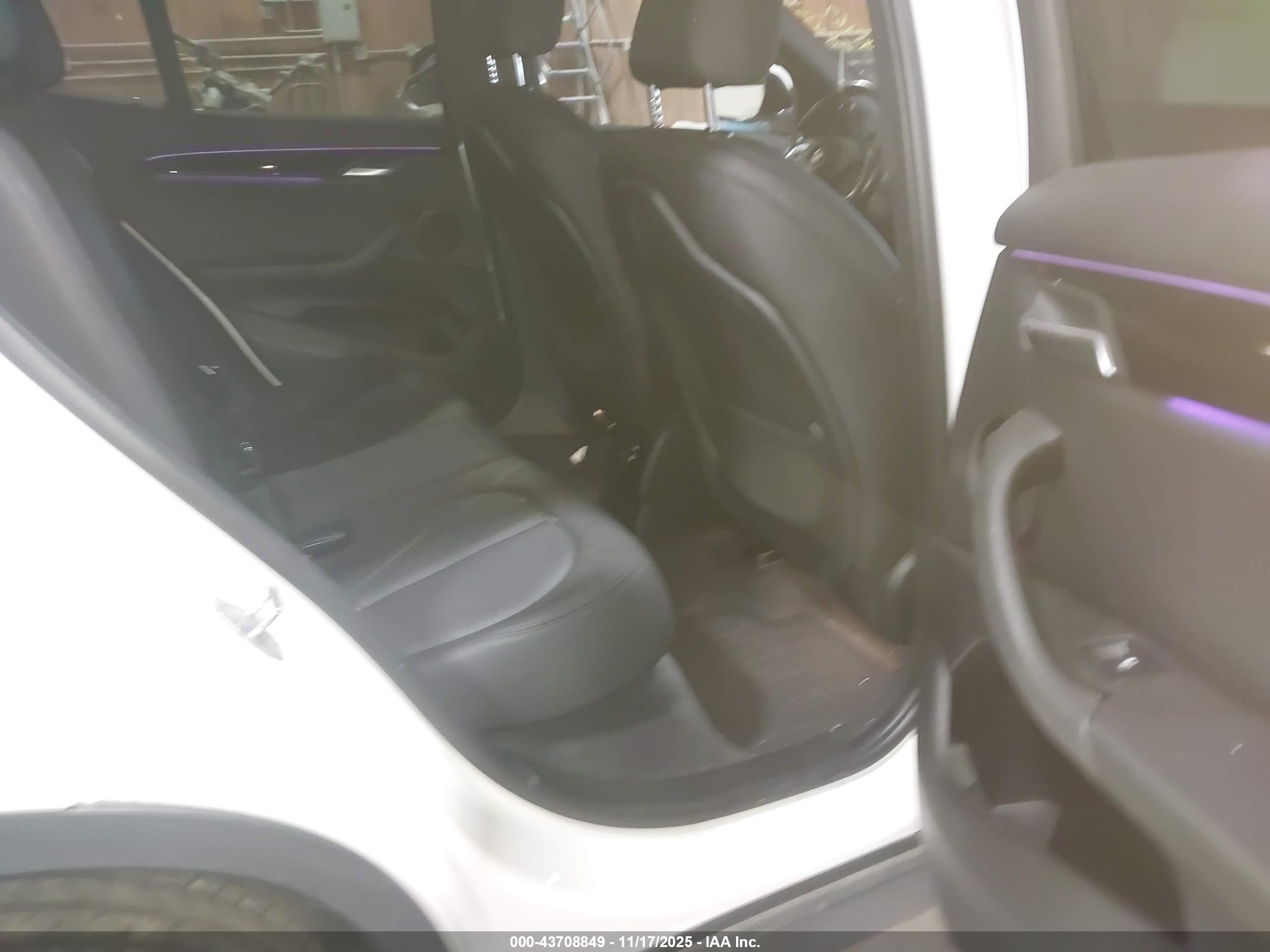 BMW X2 image 8