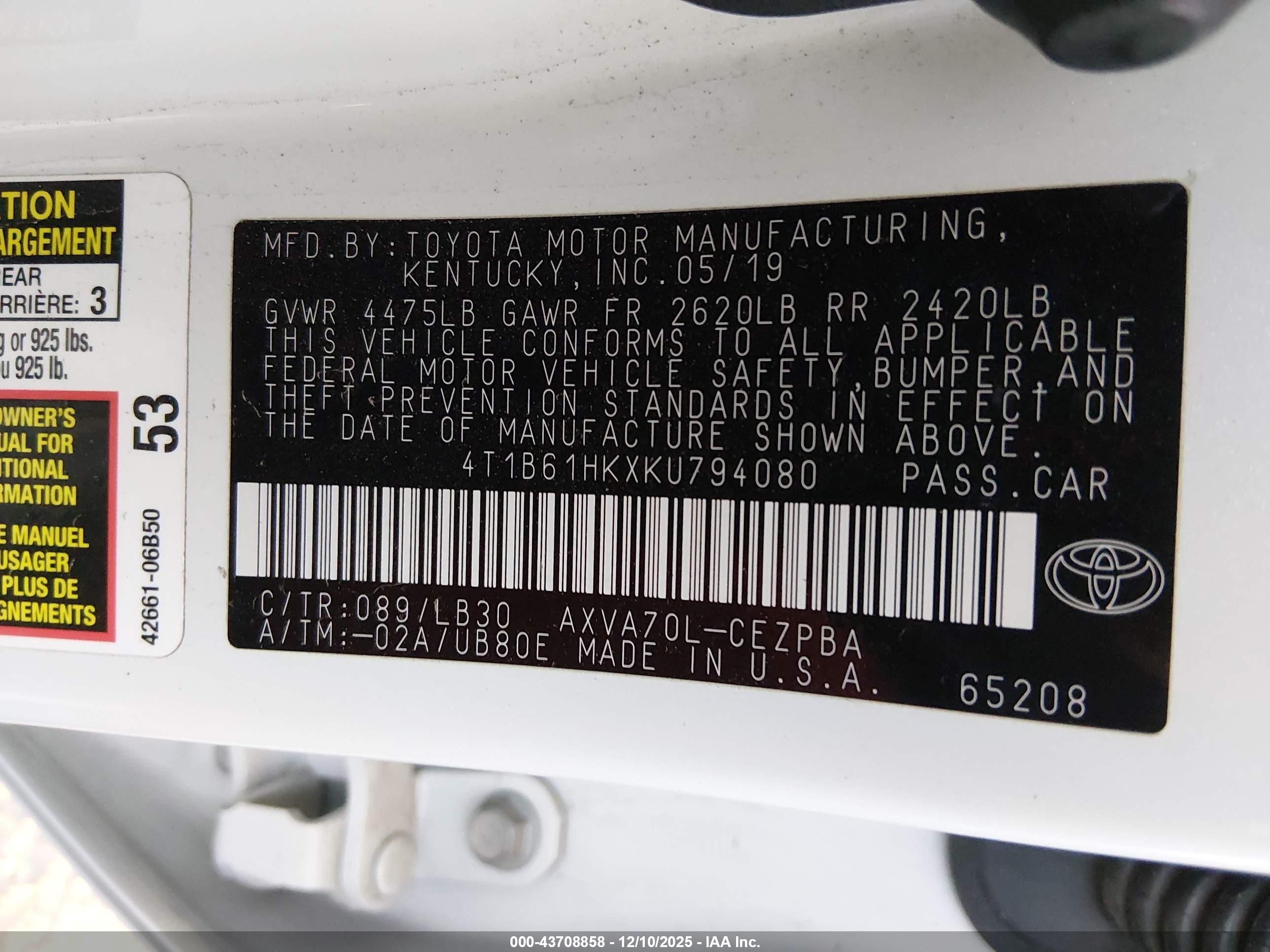 TOYOTA CAMRY image 9