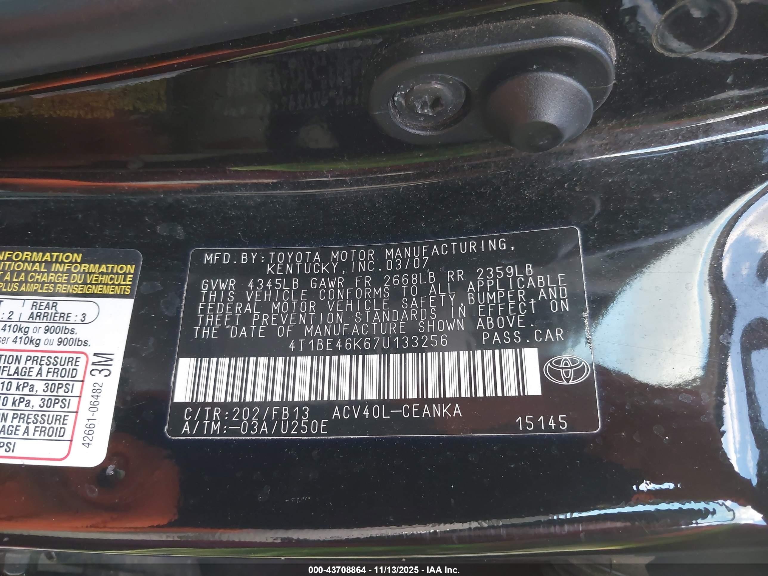 TOYOTA CAMRY image 9