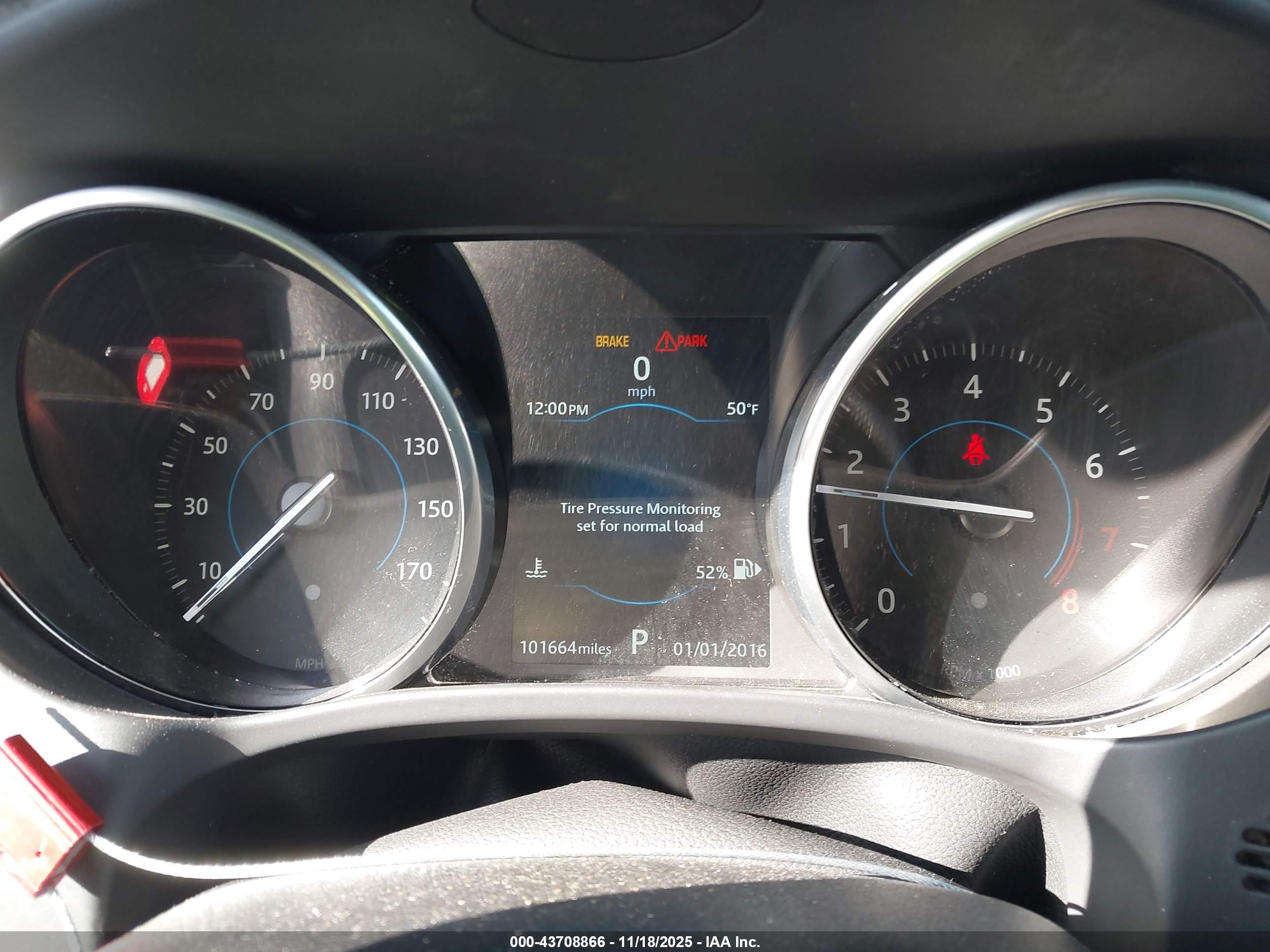 JAGUAR F-PACE image 7