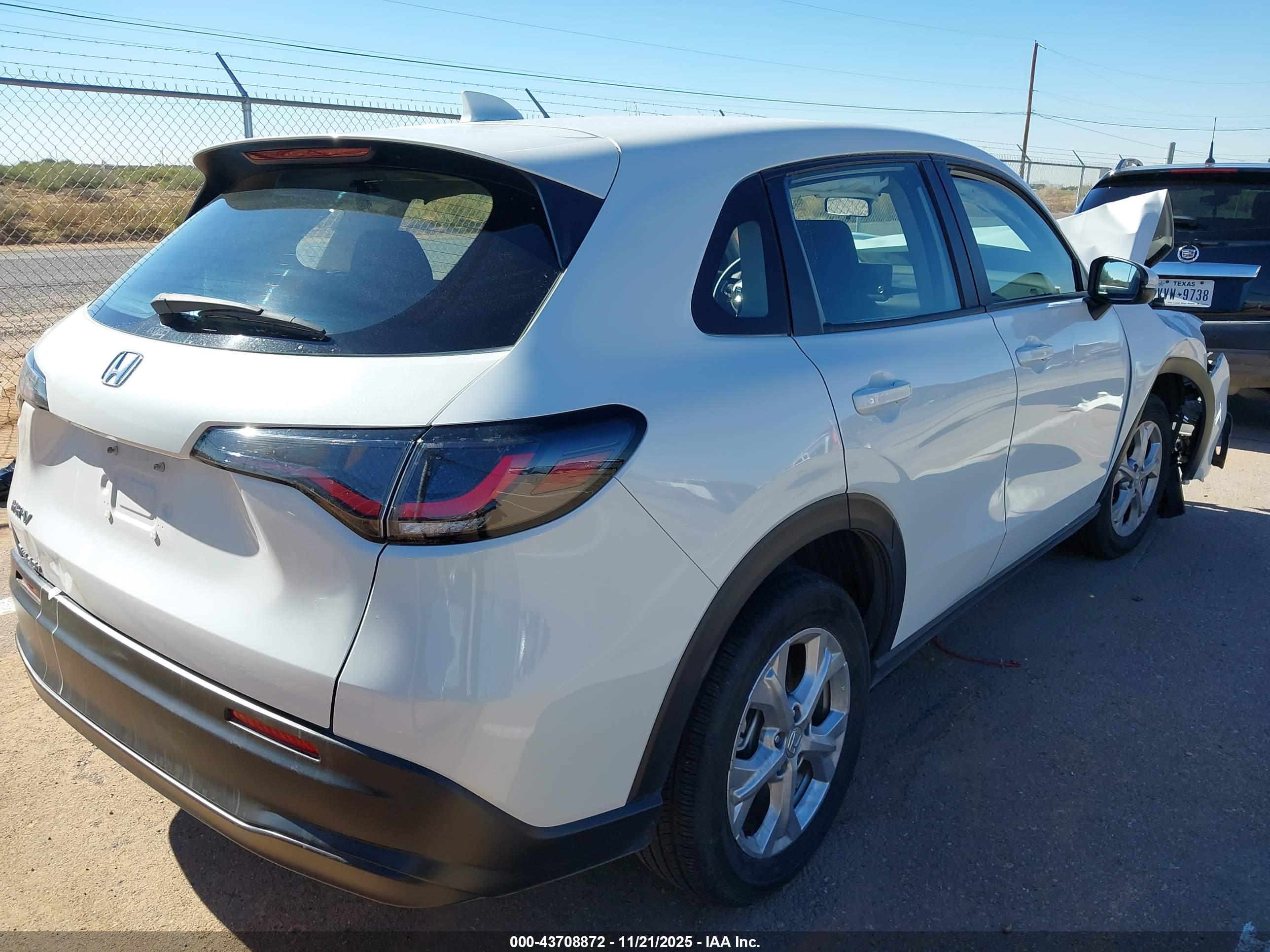 HONDA HR-V image 4